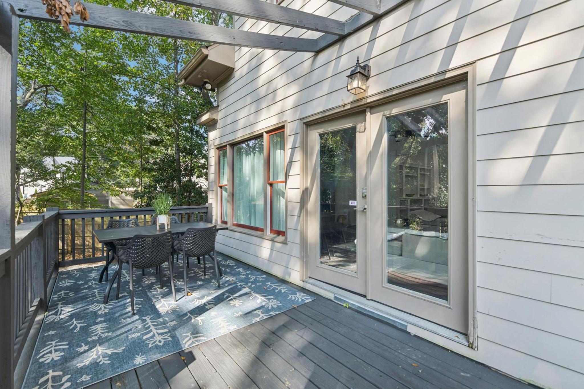 Luxurious Home with Inlaw suite in N Buckhead Brookhaven close to Downtown Atlanta