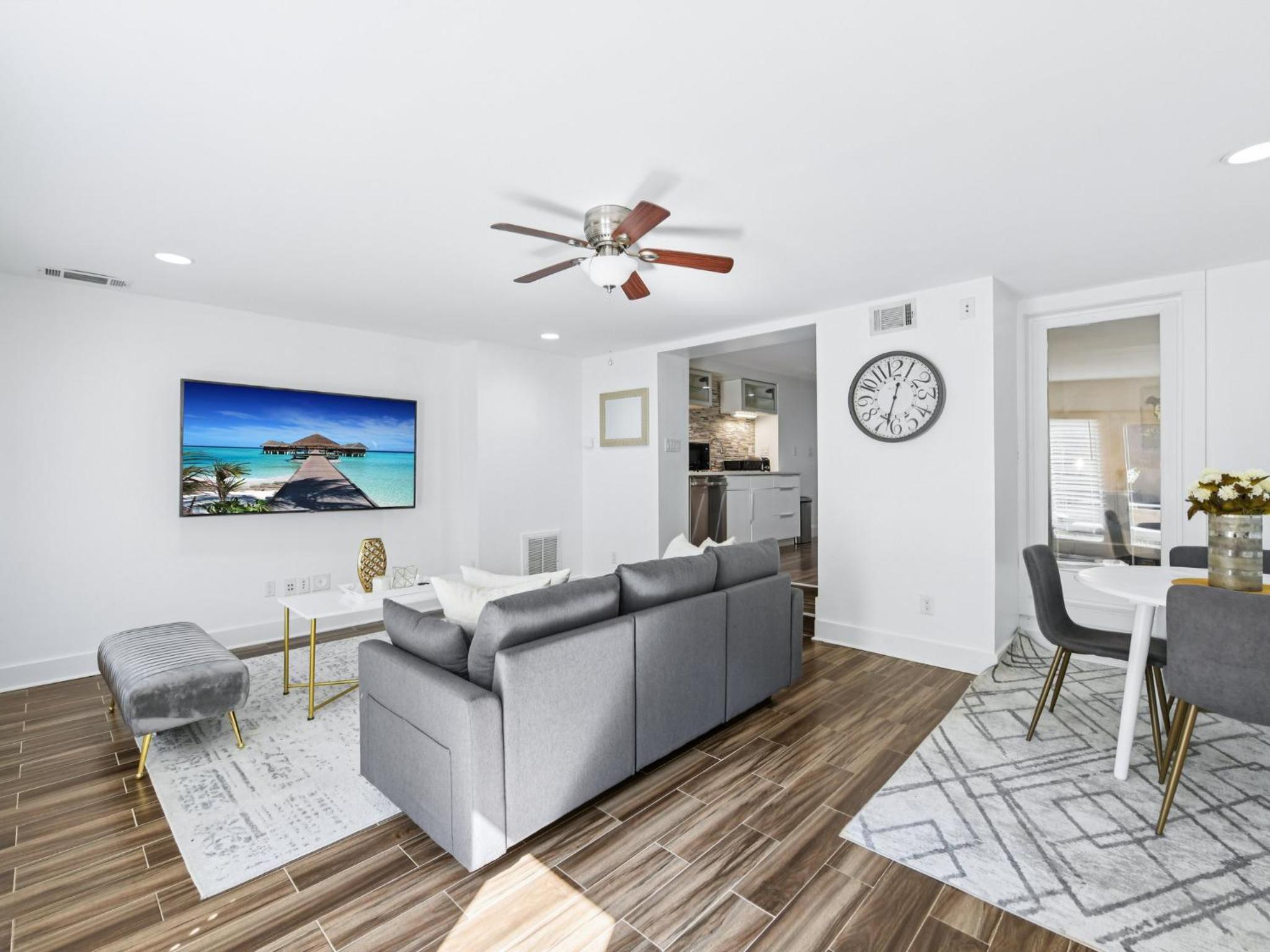 Luxurious Home with Inlaw suite in N Buckhead Brookhaven close to Downtown Atlanta
