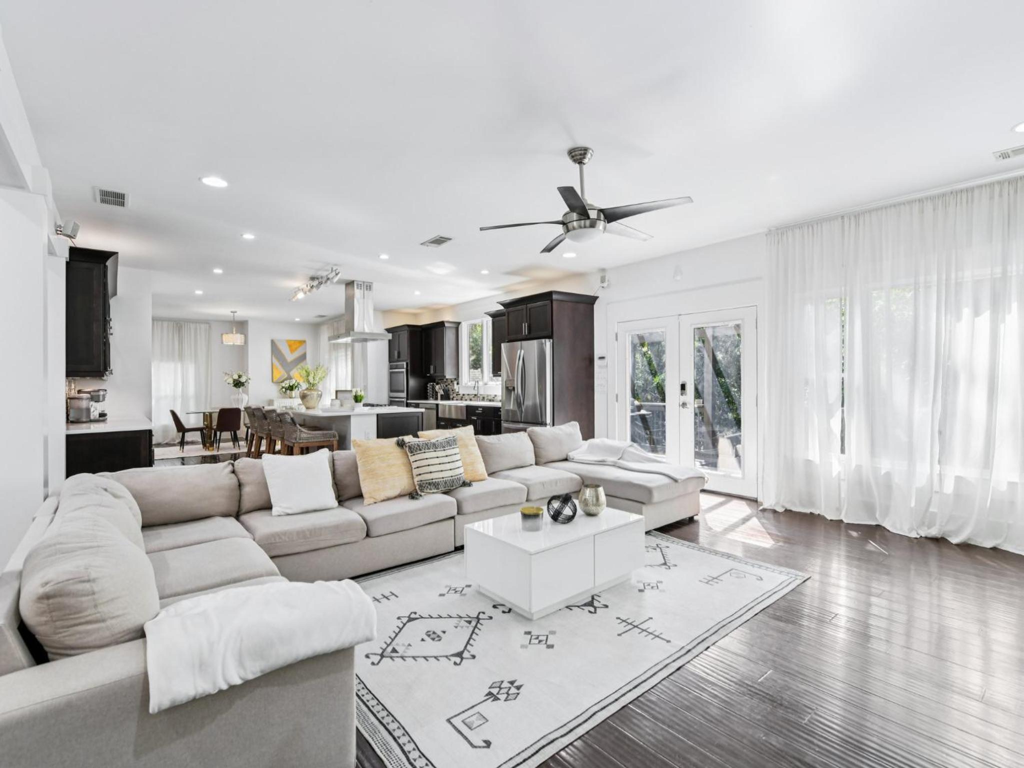 Luxurious Home with Inlaw suite in N Buckhead Brookhaven close to Downtown Atlanta