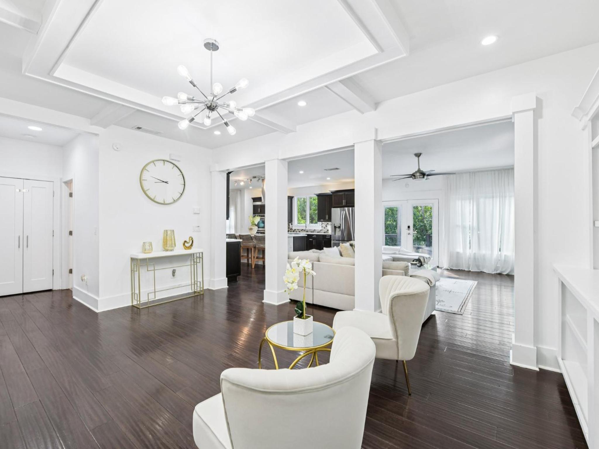 Luxurious Home with Inlaw suite in N Buckhead Brookhaven close to Downtown Atlanta
