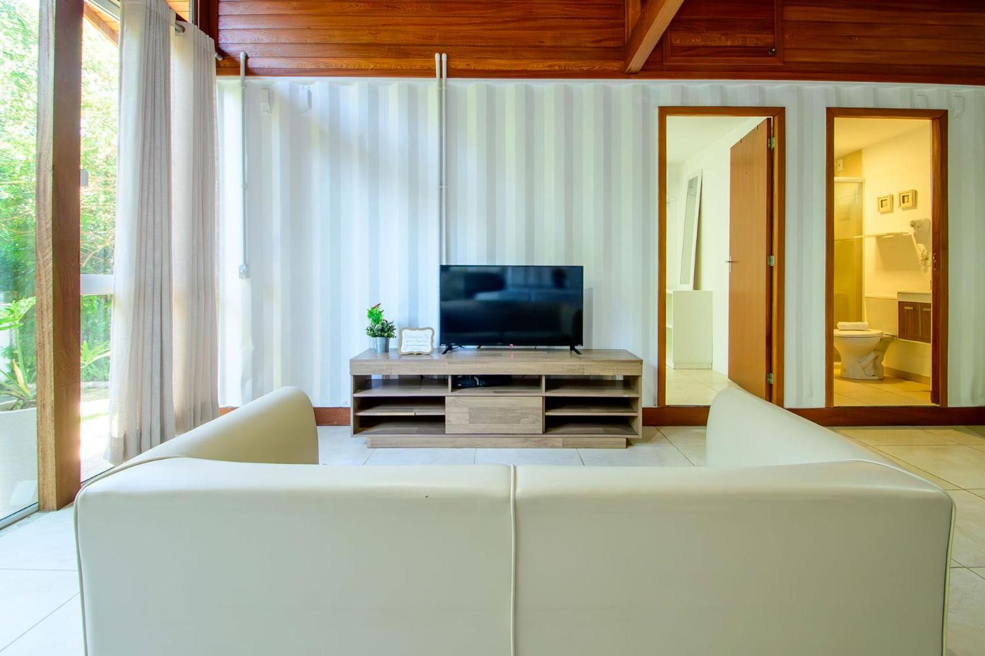 Casa Container perto da Praia TJ3949
