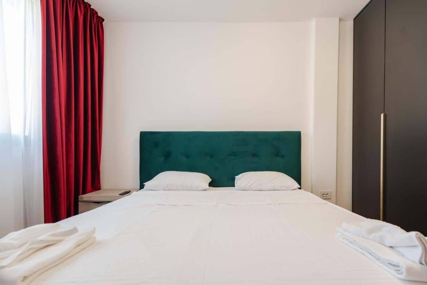 The Velvet by Blvd 44B5 - Premium City Retreat