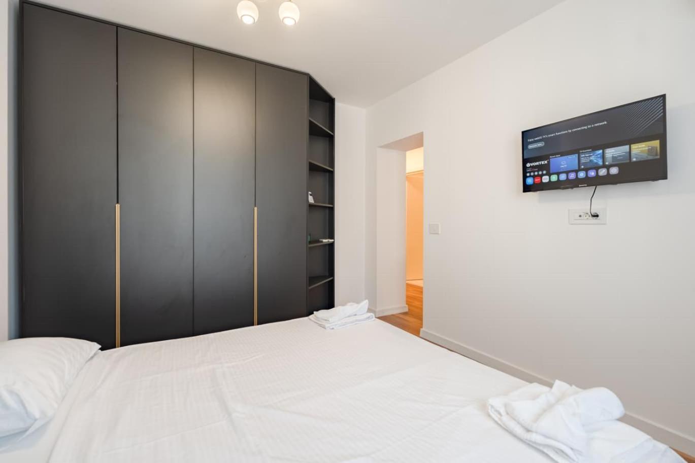The Velvet by Blvd 44B5 - Premium City Retreat