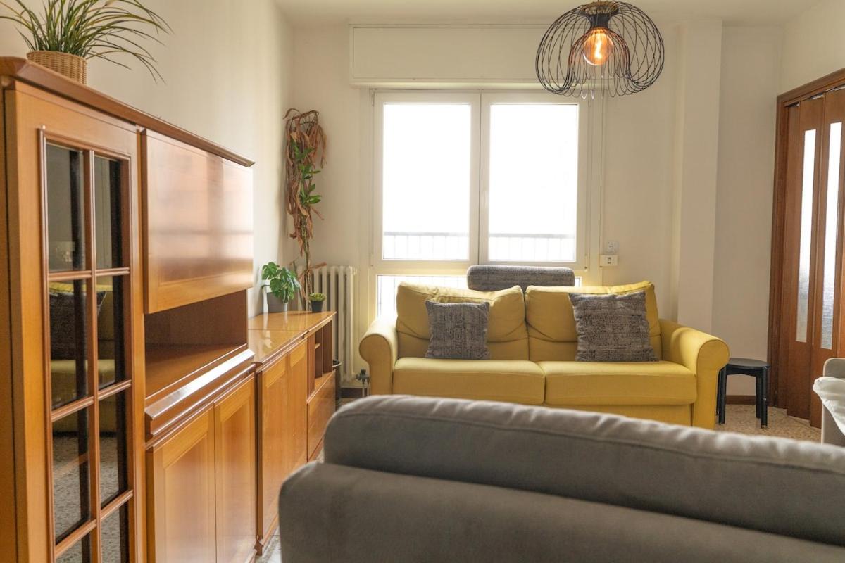 Spacious apartment Municipio 9