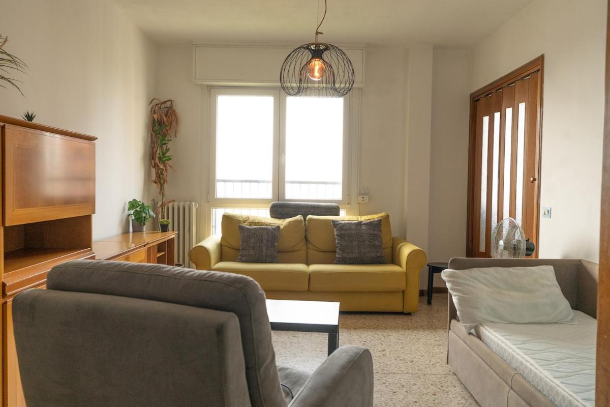 Spacious apartment Municipio 9