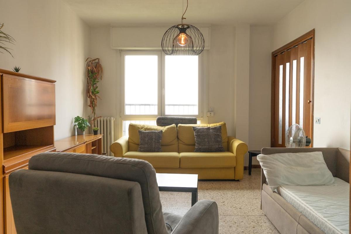 Spacious apartment Municipio 9