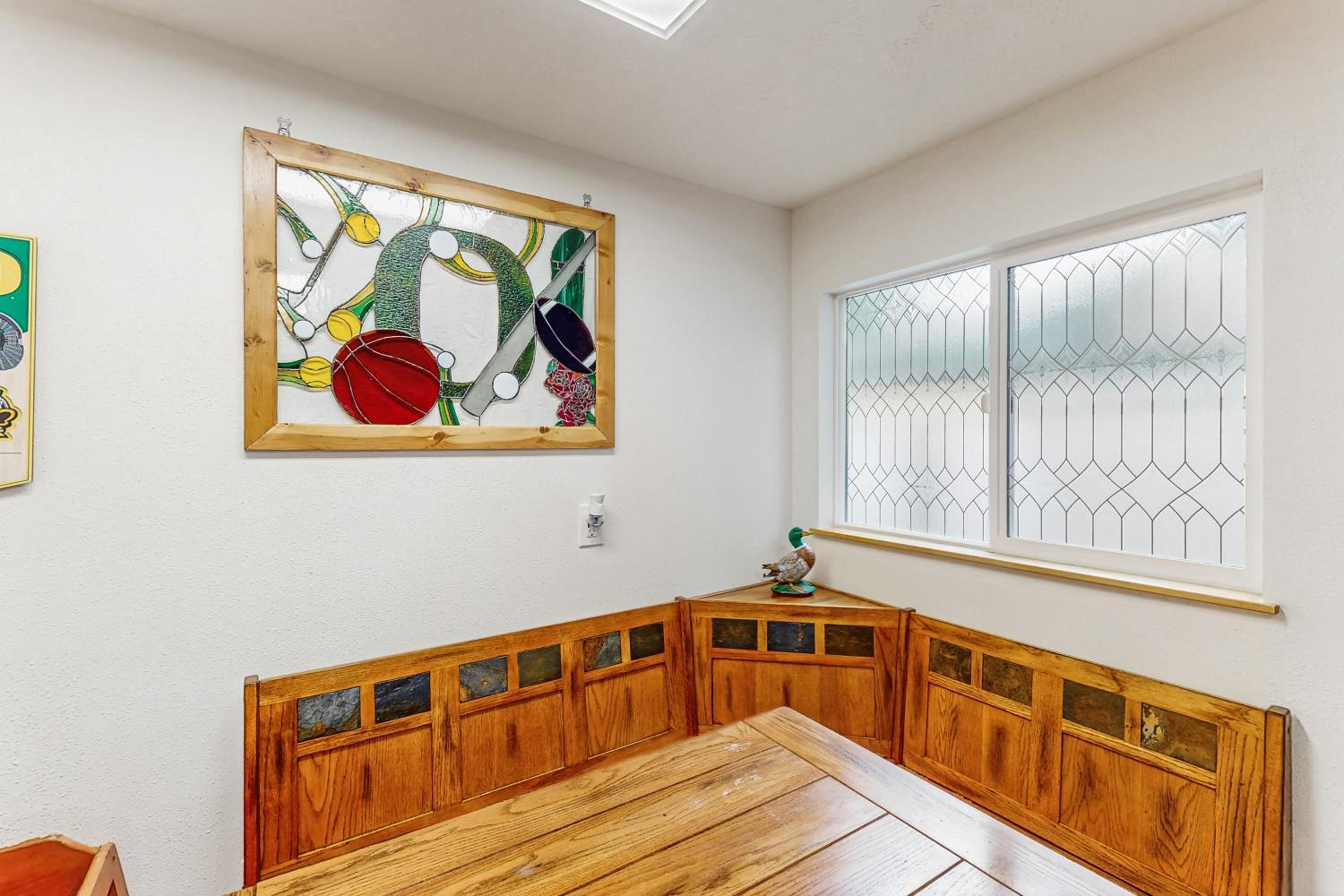 2 Mi to Campus! Family Home with Game Room in Eugene