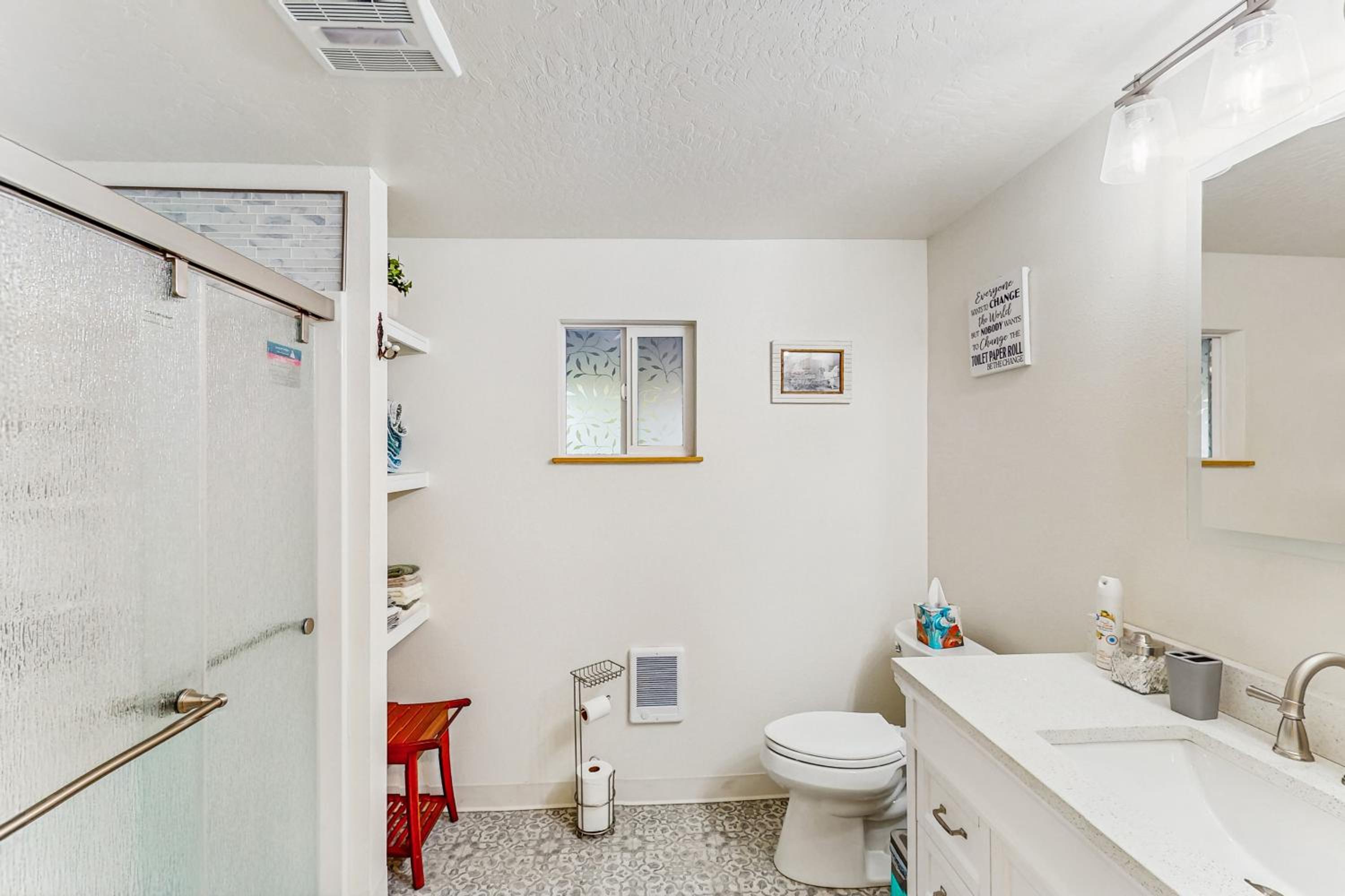 2 Mi to Campus! Family Home with Game Room in Eugene