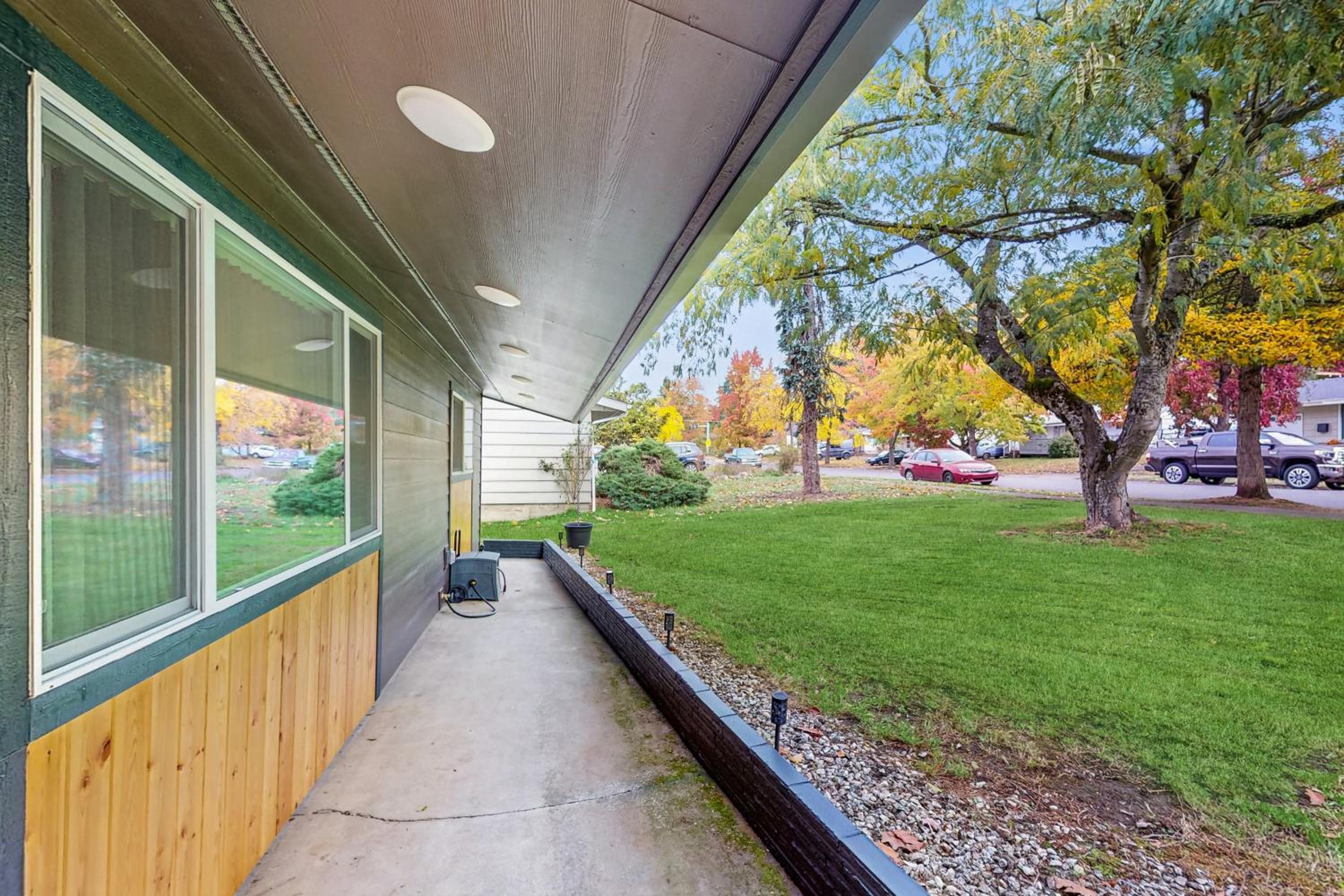 2 Mi to Campus! Family Home with Game Room in Eugene
