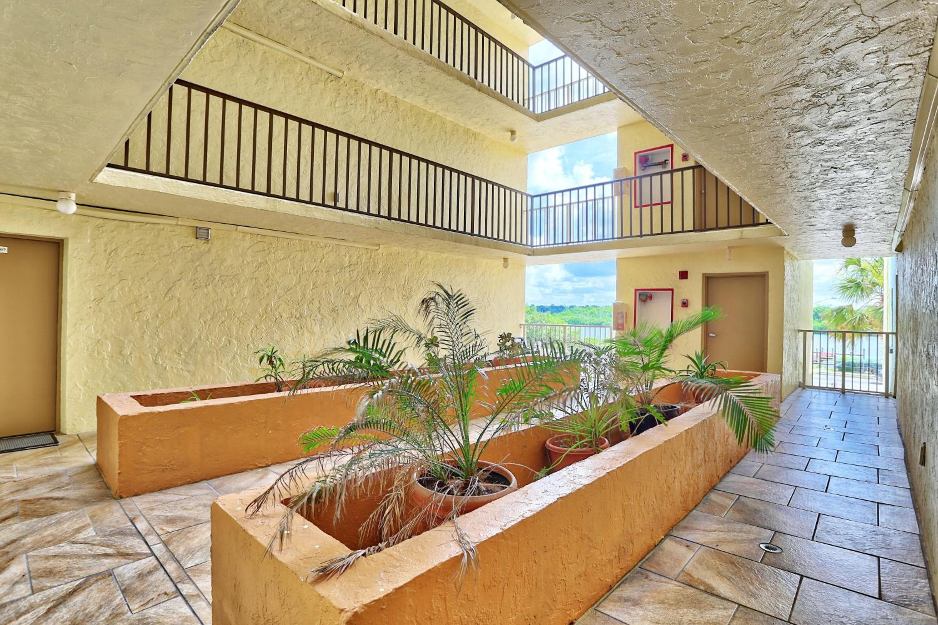 Holiday Villas III #209