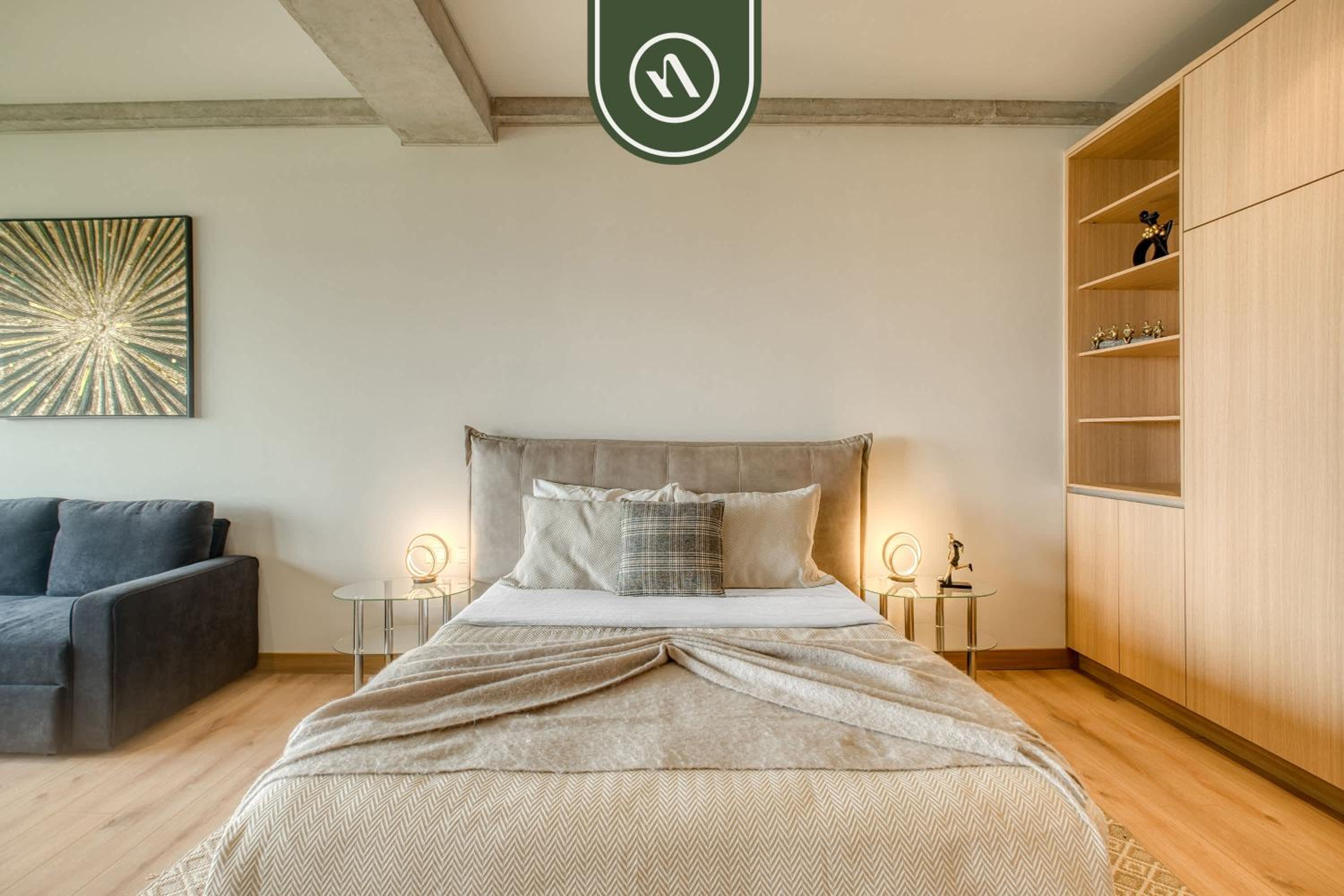 Stunning 1 BR Condo - Alameda Central - Downtown