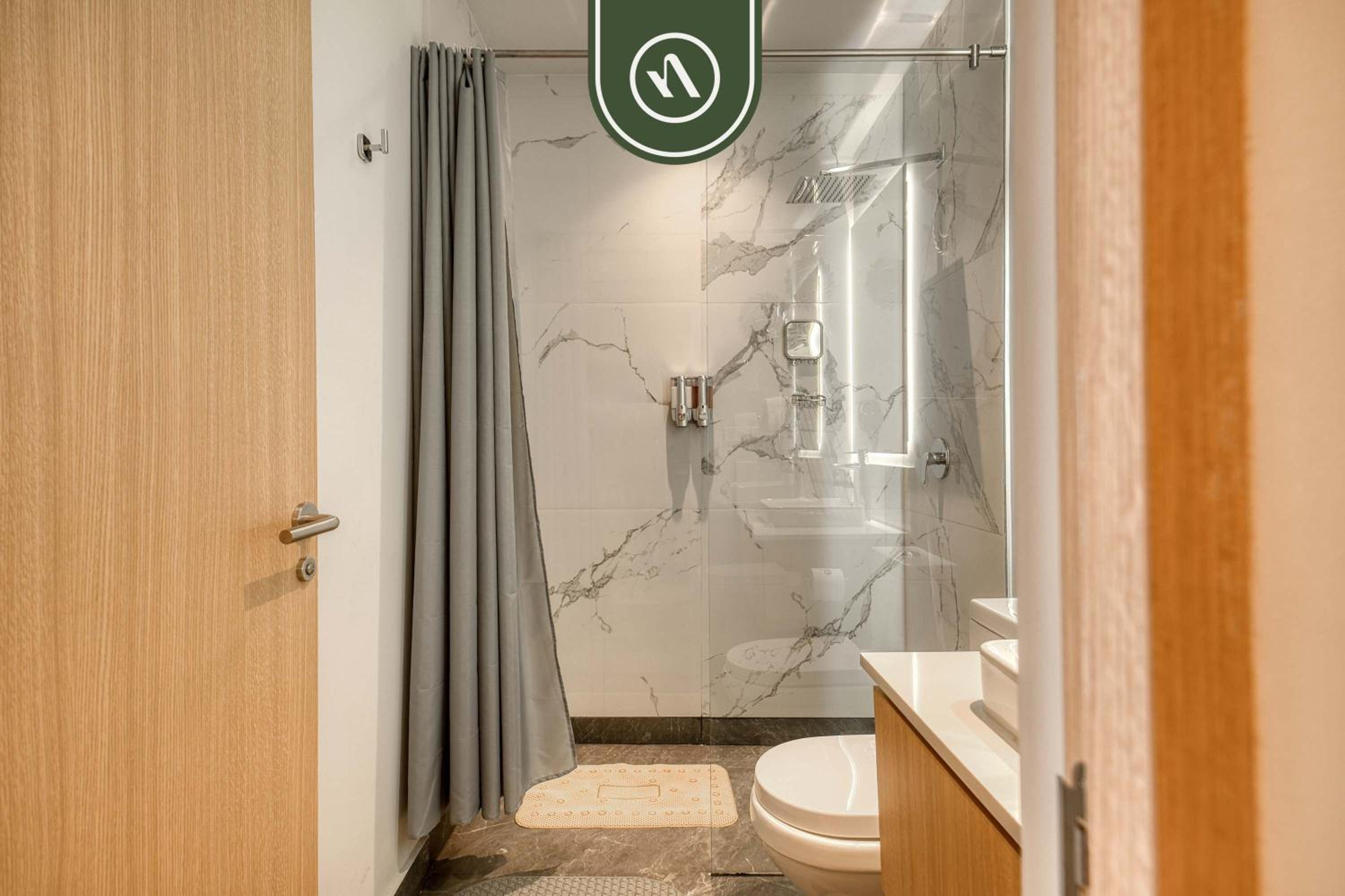 Stunning 1 BR Condo - Alameda Central - Downtown