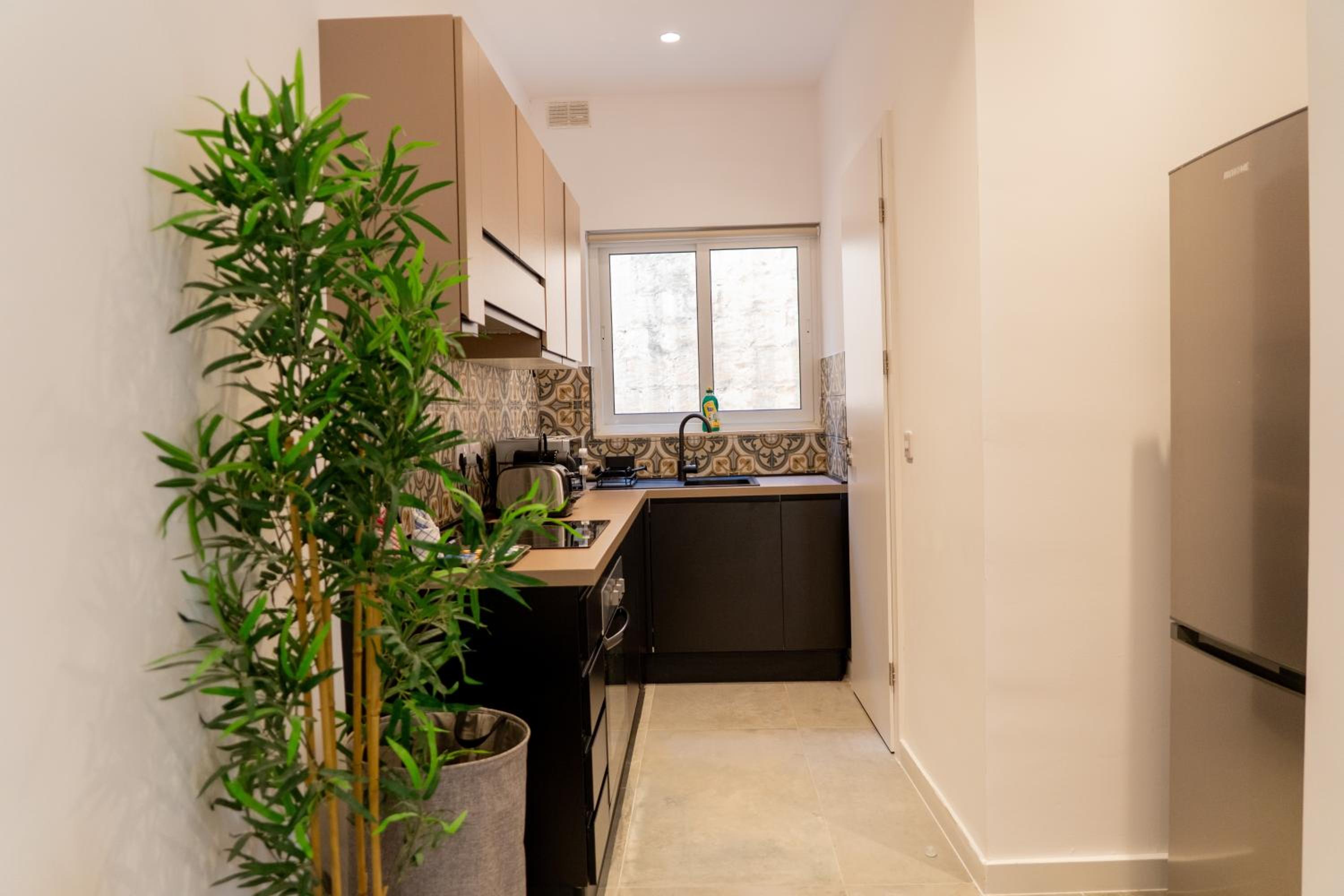 Emilio's Suites