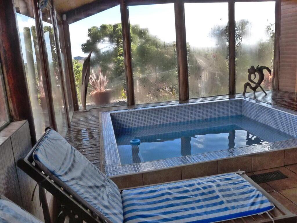 Aconchegante casa na Montanha com jacuzzi aquecida