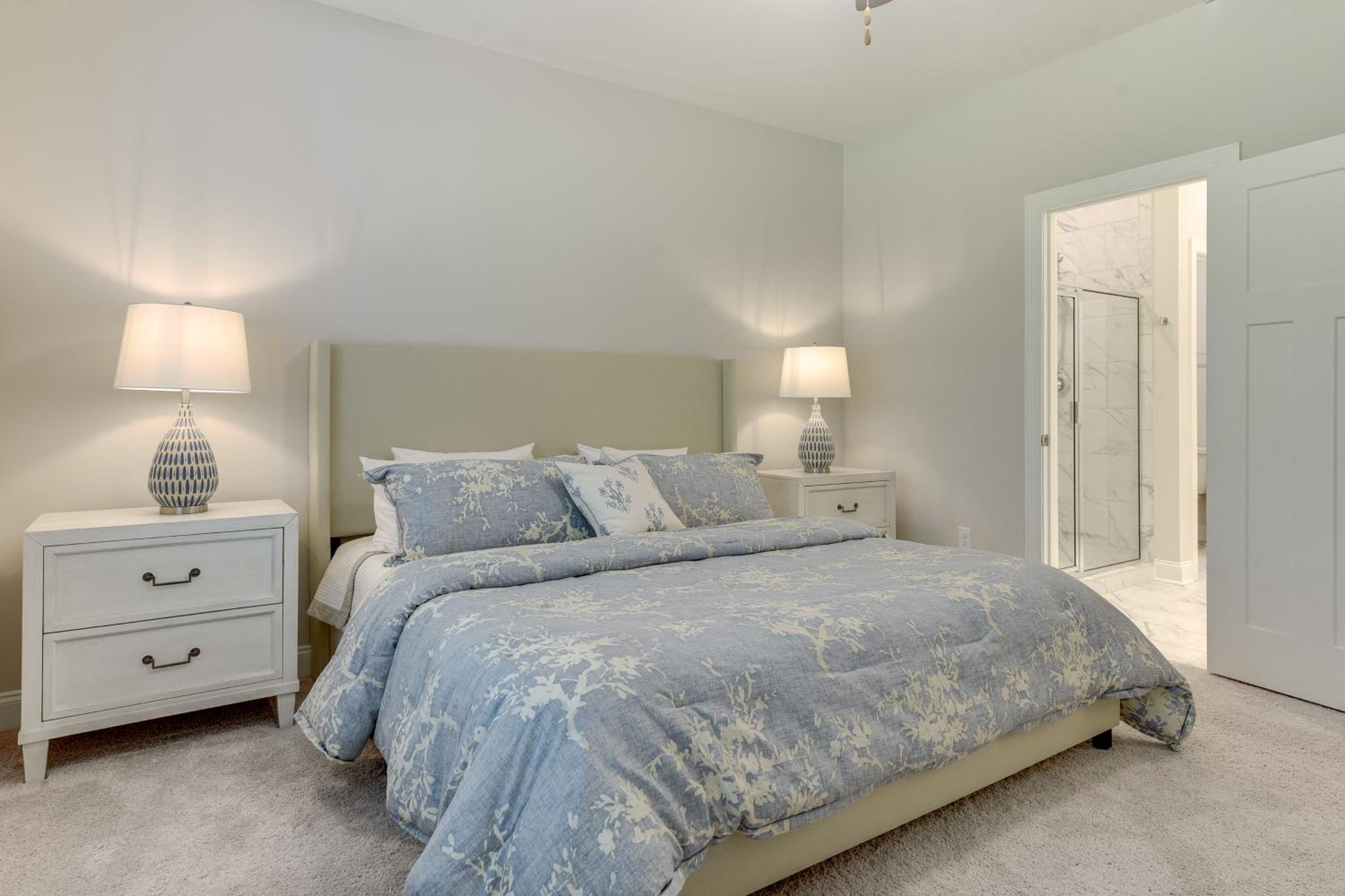 Townhome with Pool! 7 Mi to Ocean Isle Beach