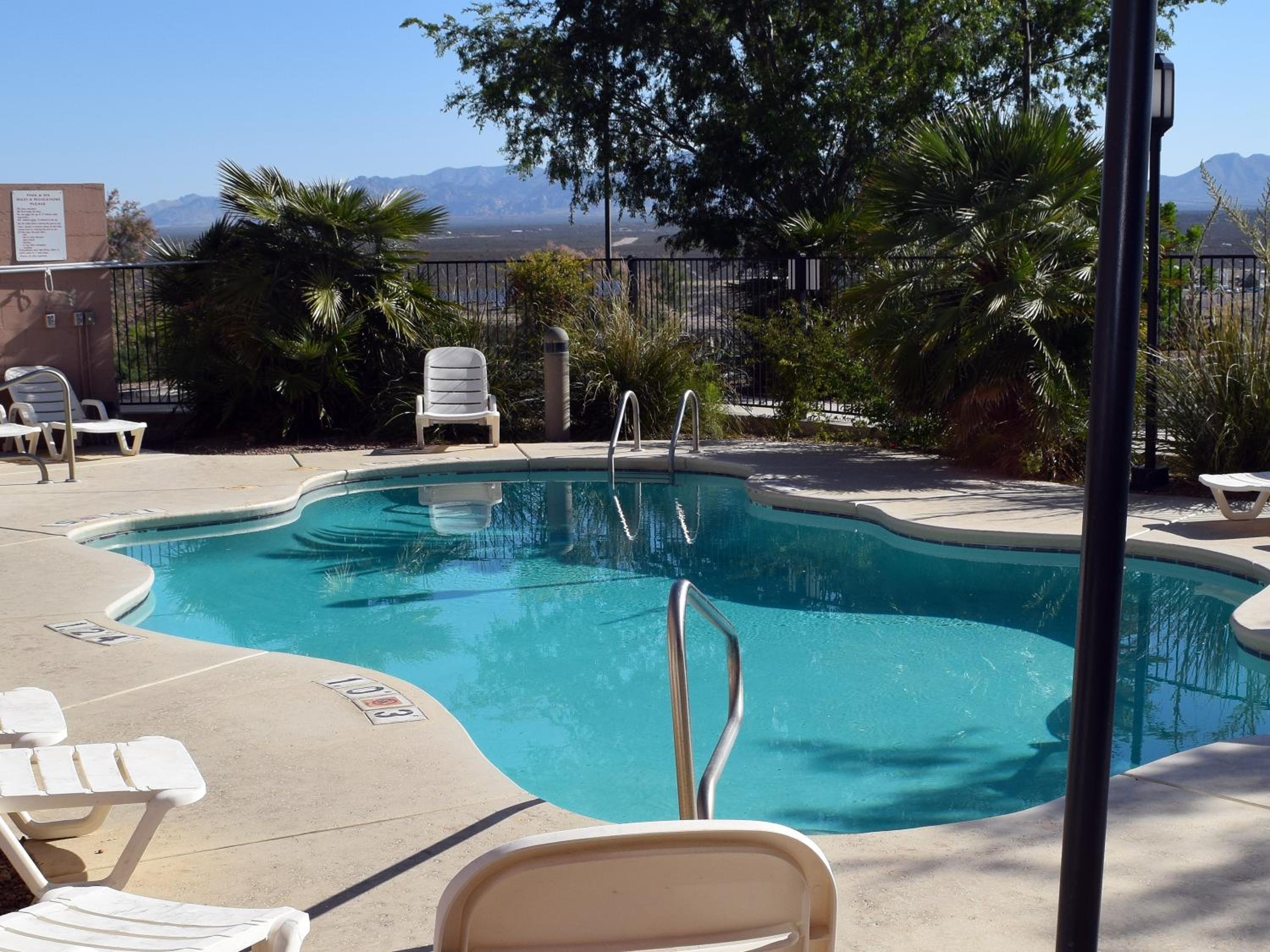 Sierra Vista Vacations - Tombstone Grand Hotel, a Baymont by Wyndham - Property Image 5