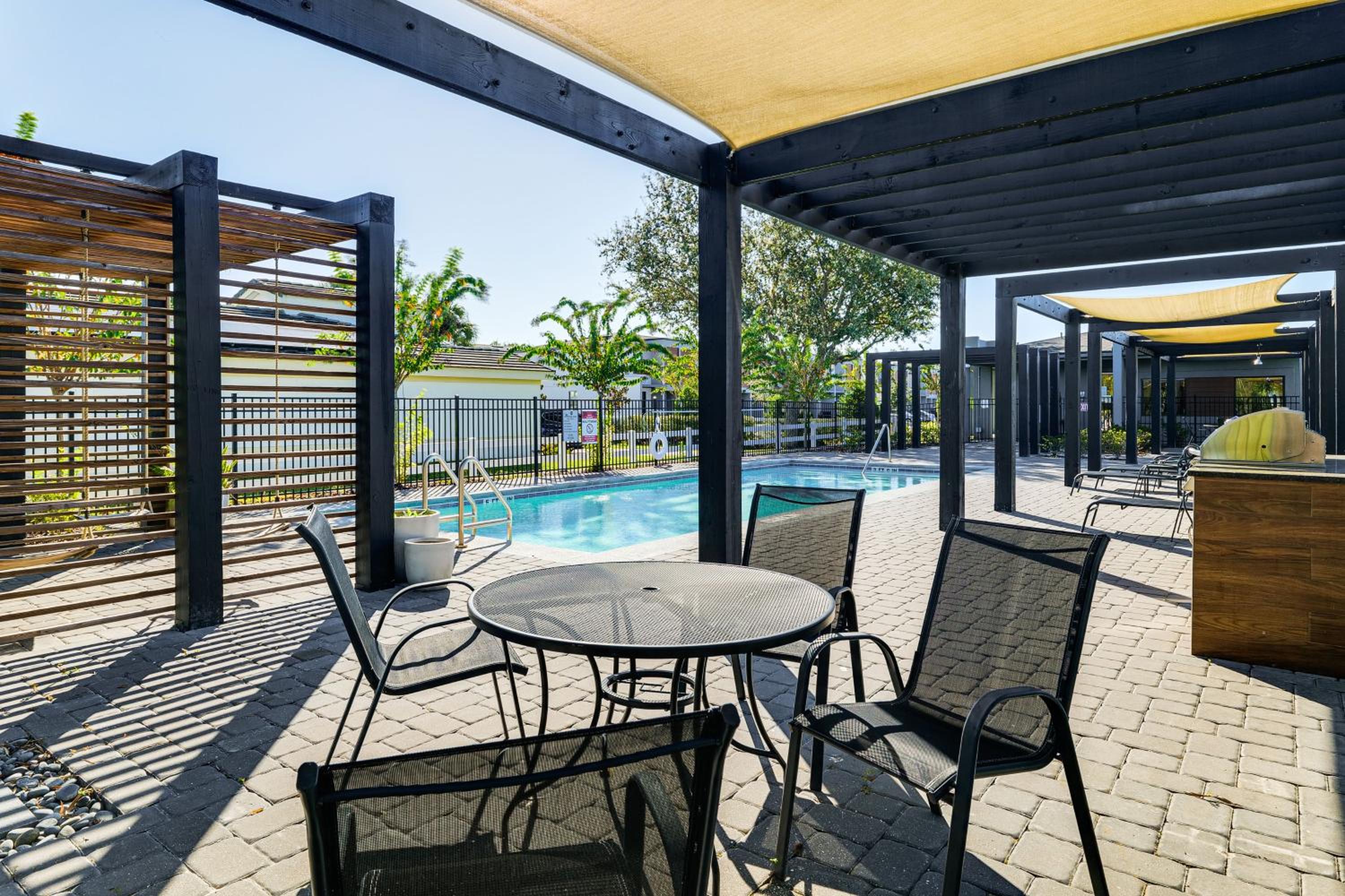 4 Mi to Disney! Pet-Friendly Home with Pool Access