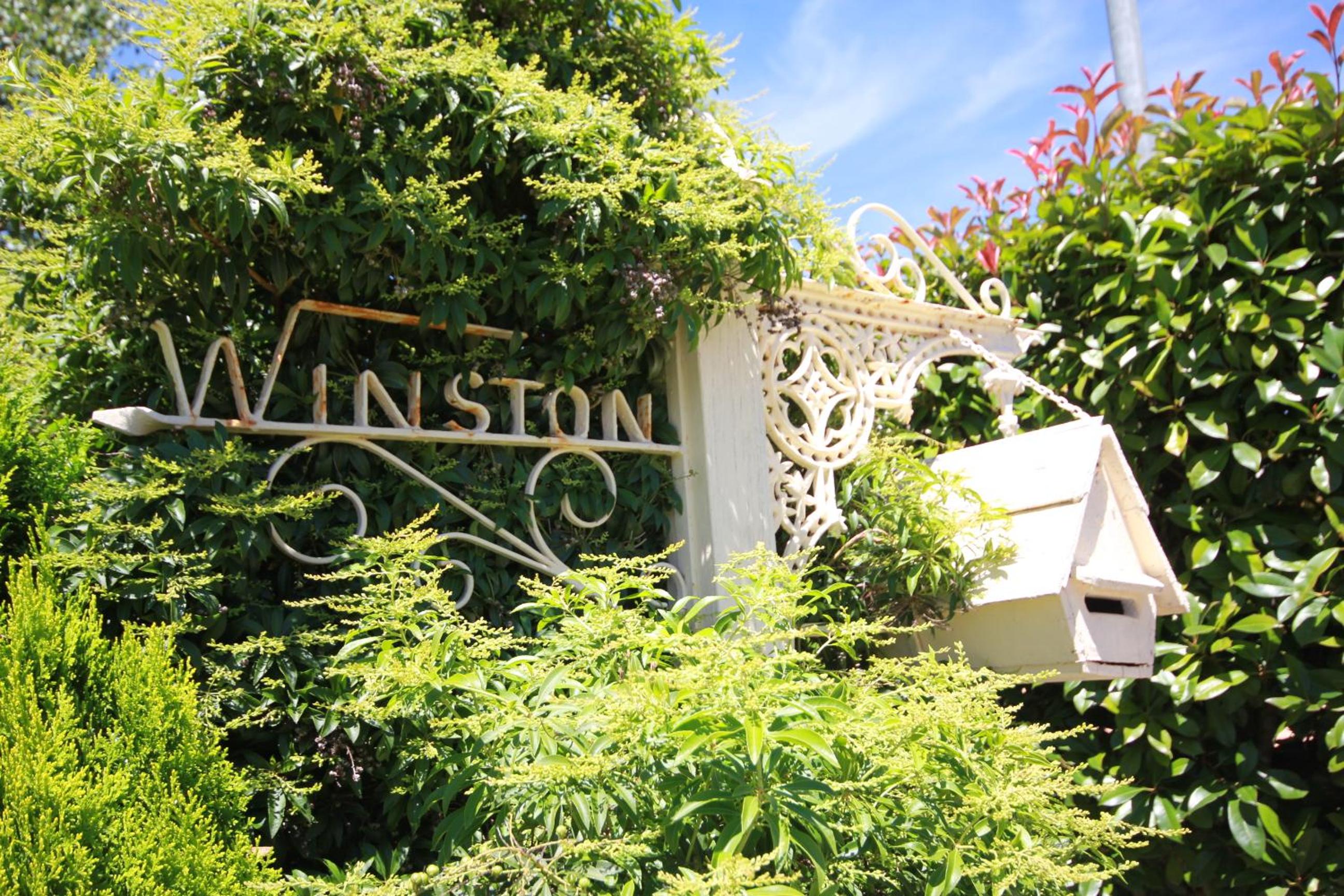 Winston Cottage at Three Sisters