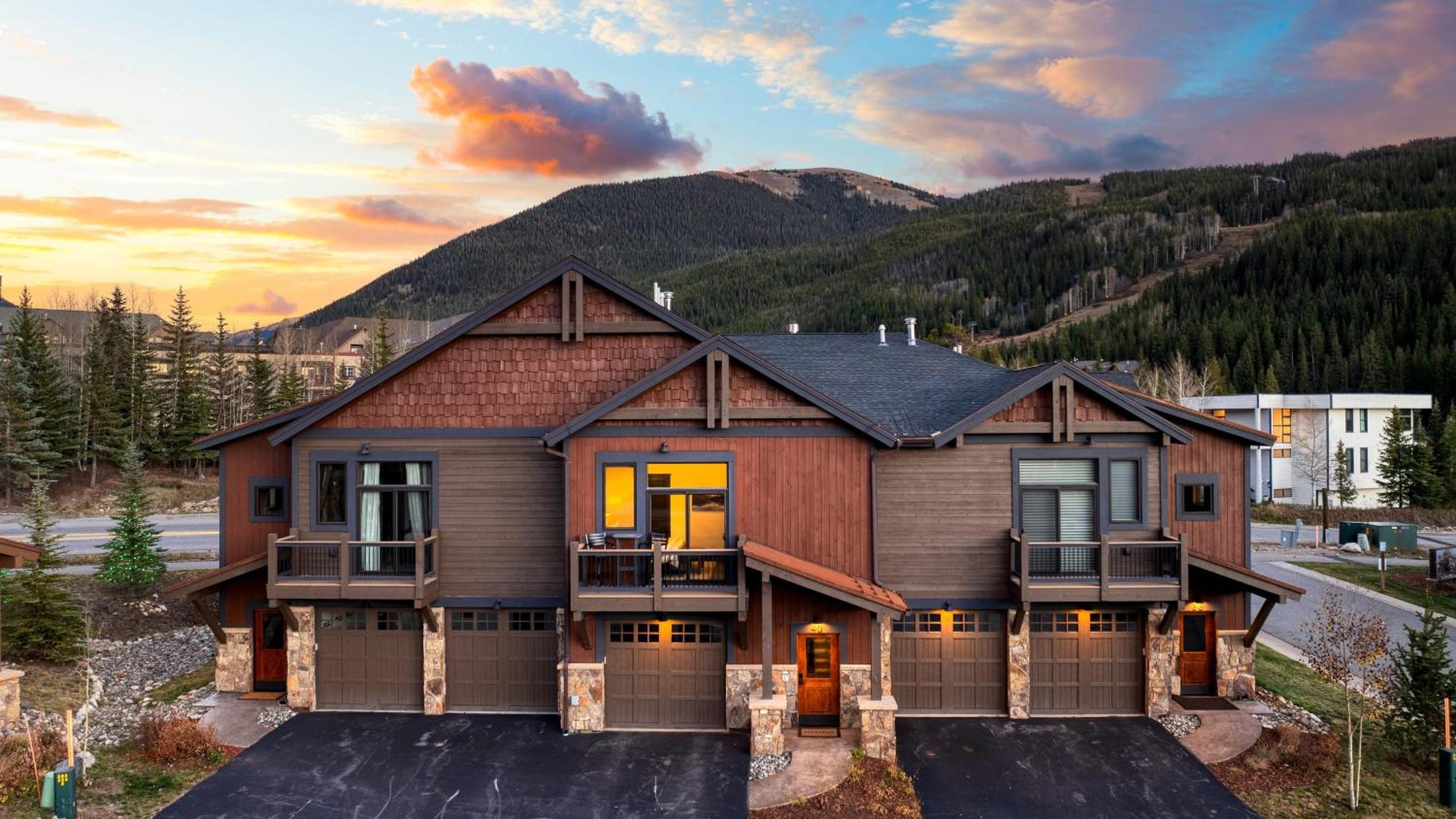 Fireplace Game Room Mountain Views Near Golf Dining Keystone River Run by AvantStay