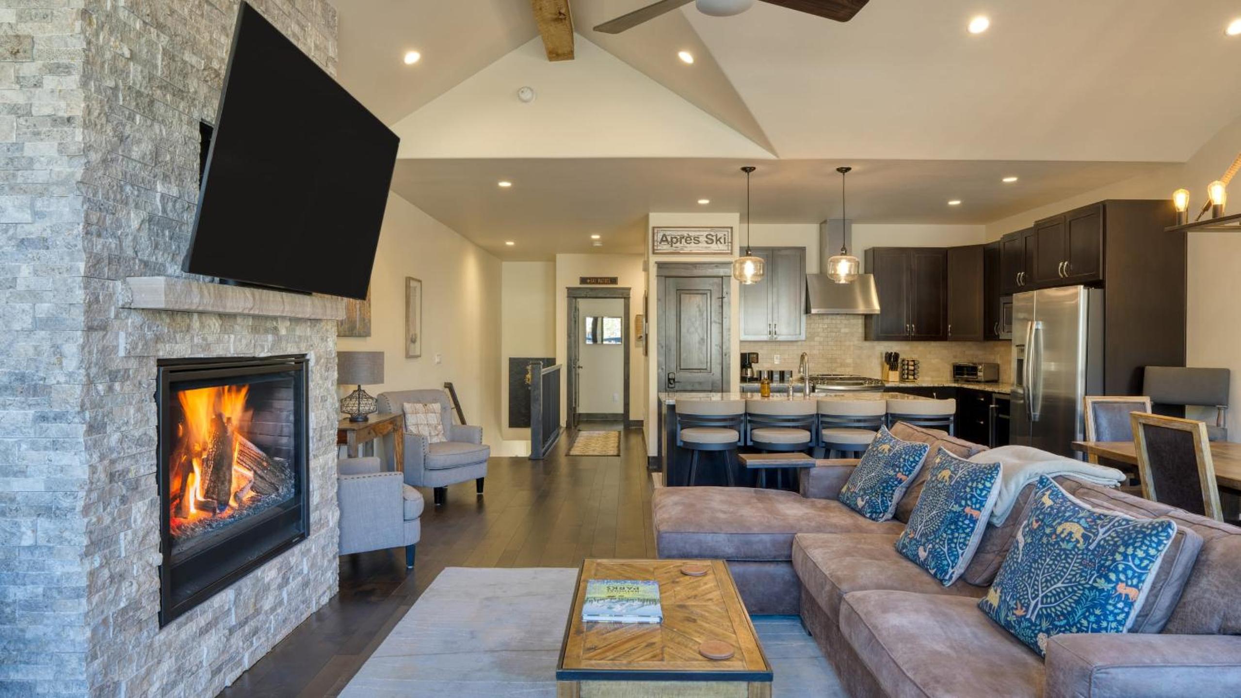 Fireplace Game Room Mountain Views Near Golf Dining Keystone River Run by AvantStay