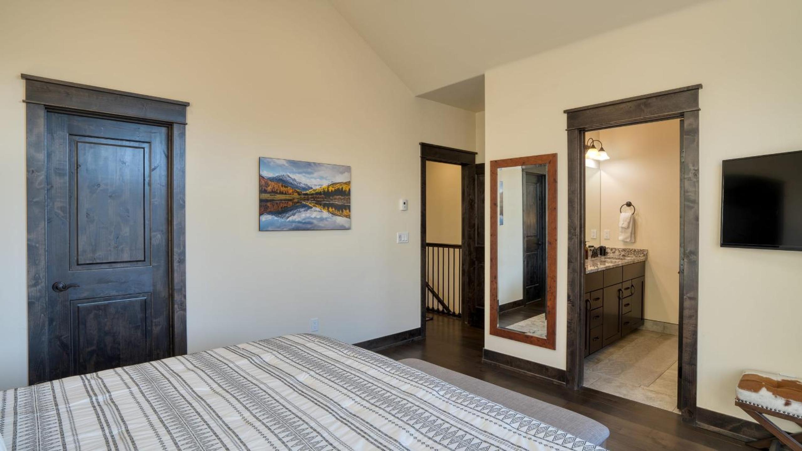 Fireplace Game Room Mountain Views Near Golf Dining Keystone River Run by AvantStay