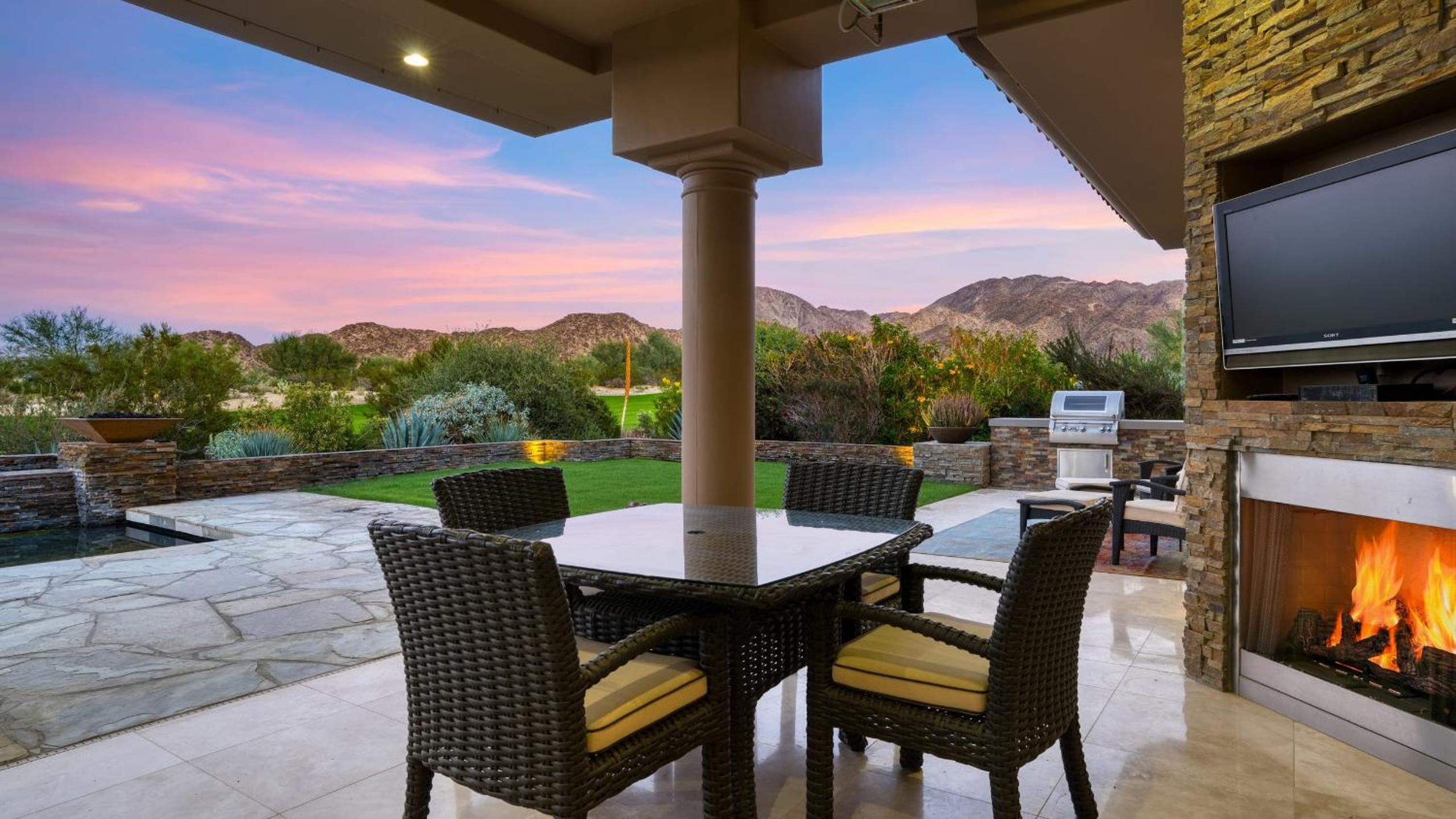 Elegant Palm Desert Escape w Pool Casita Outdoor Lounge The Giraffe View House at The Reserve