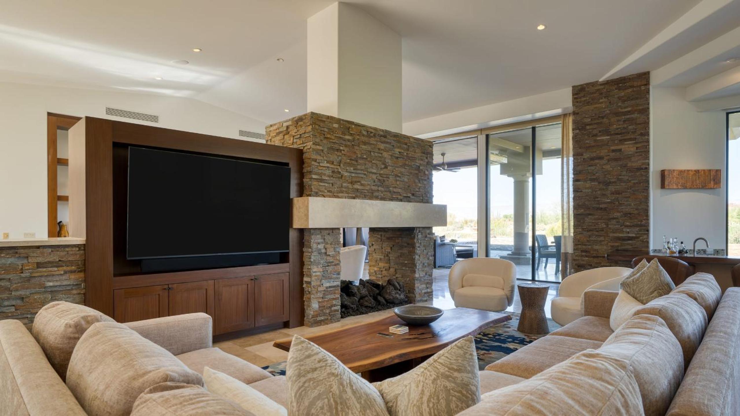 Elegant Palm Desert Escape w Pool Casita Outdoor Lounge The Giraffe View House at The Reserve