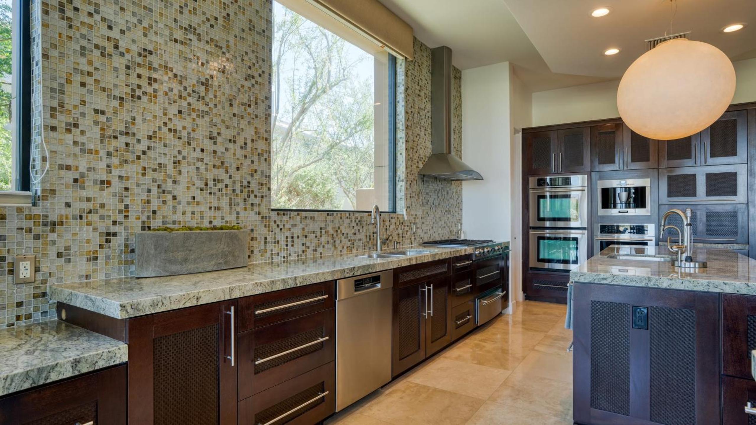 Elegant Palm Desert Escape w Pool Casita Outdoor Lounge The Giraffe View House at The Reserve
