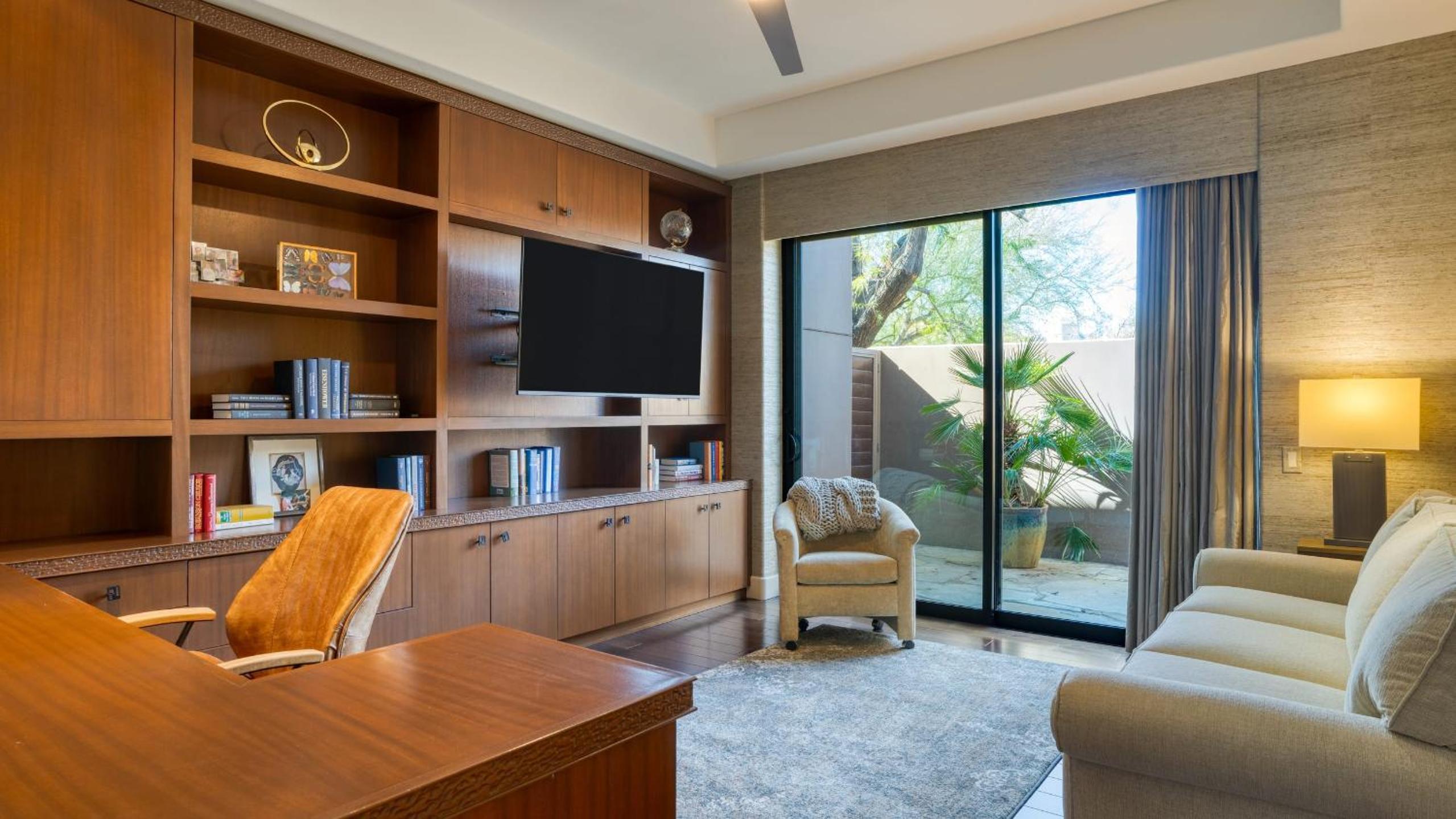 Elegant Palm Desert Escape w Pool Casita Outdoor Lounge The Giraffe View House at The Reserve
