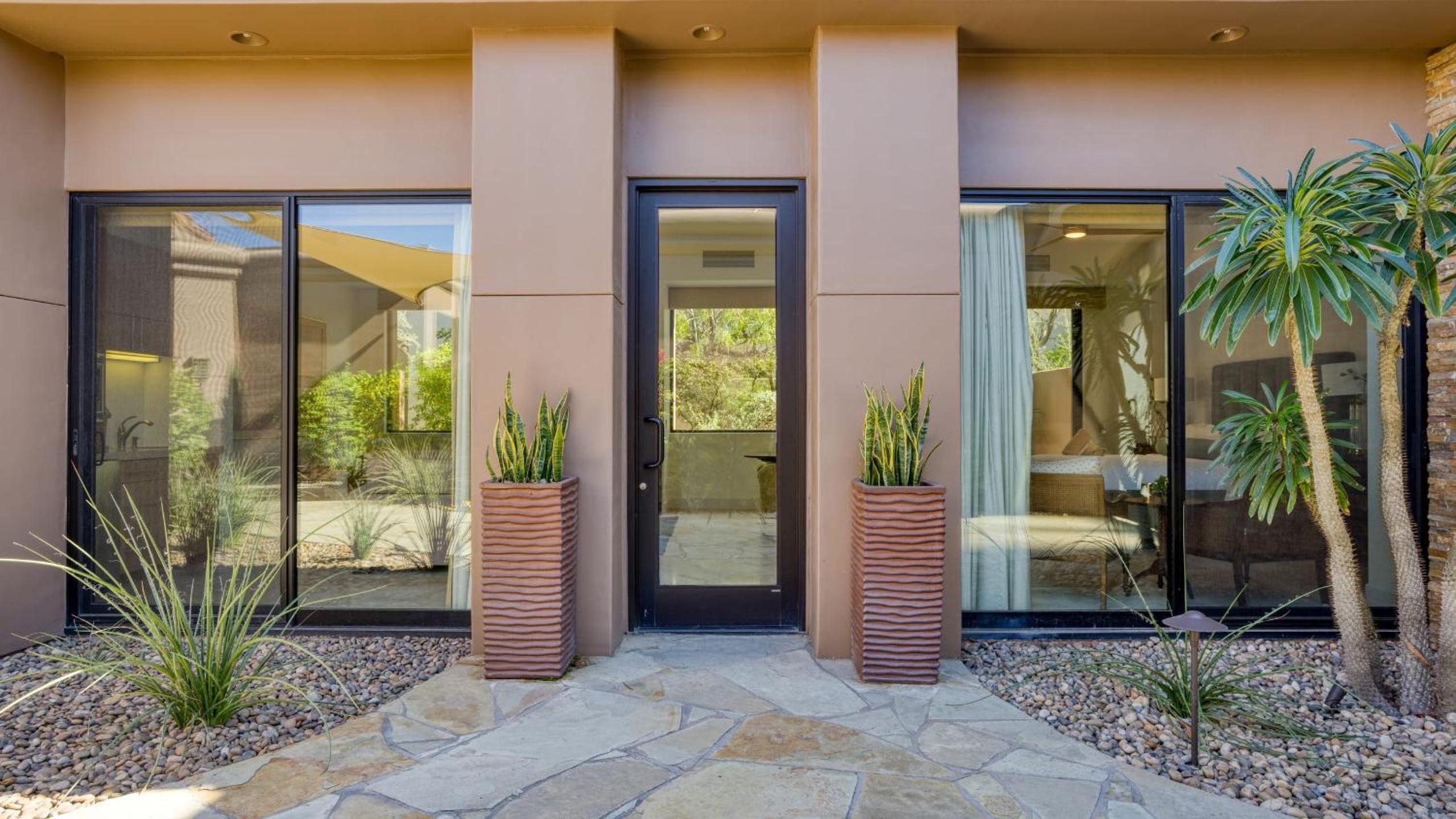 Elegant Palm Desert Escape w Pool Casita Outdoor Lounge The Giraffe View House at The Reserve