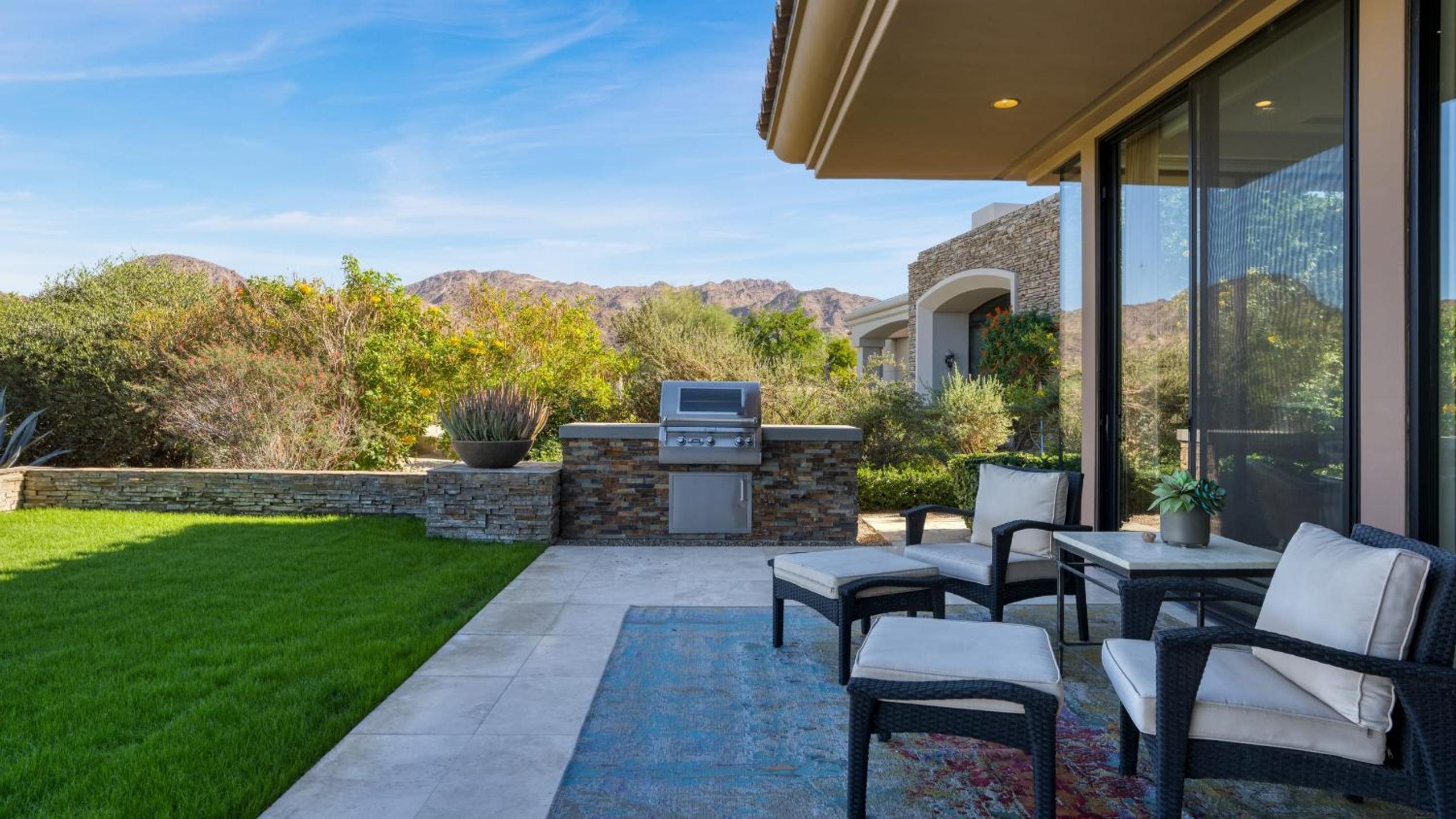 Elegant Palm Desert Escape w Pool Casita Outdoor Lounge The Giraffe View House at The Reserve