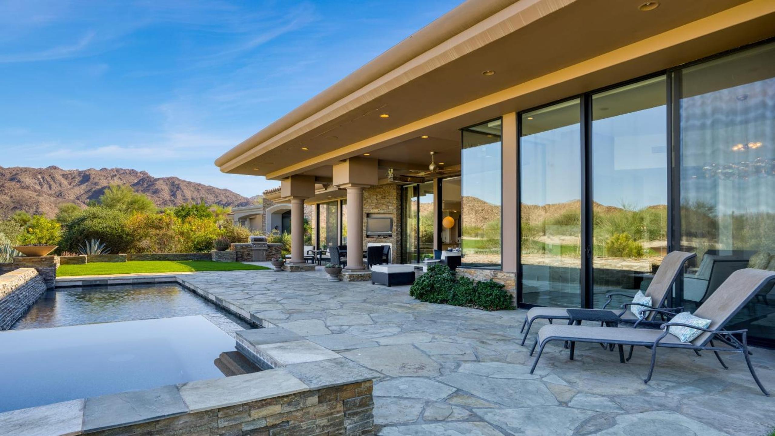 Elegant Palm Desert Escape w Pool Casita Outdoor Lounge The Giraffe View House at The Reserve