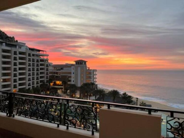 Grand Solmar Lands End Resort & Spa