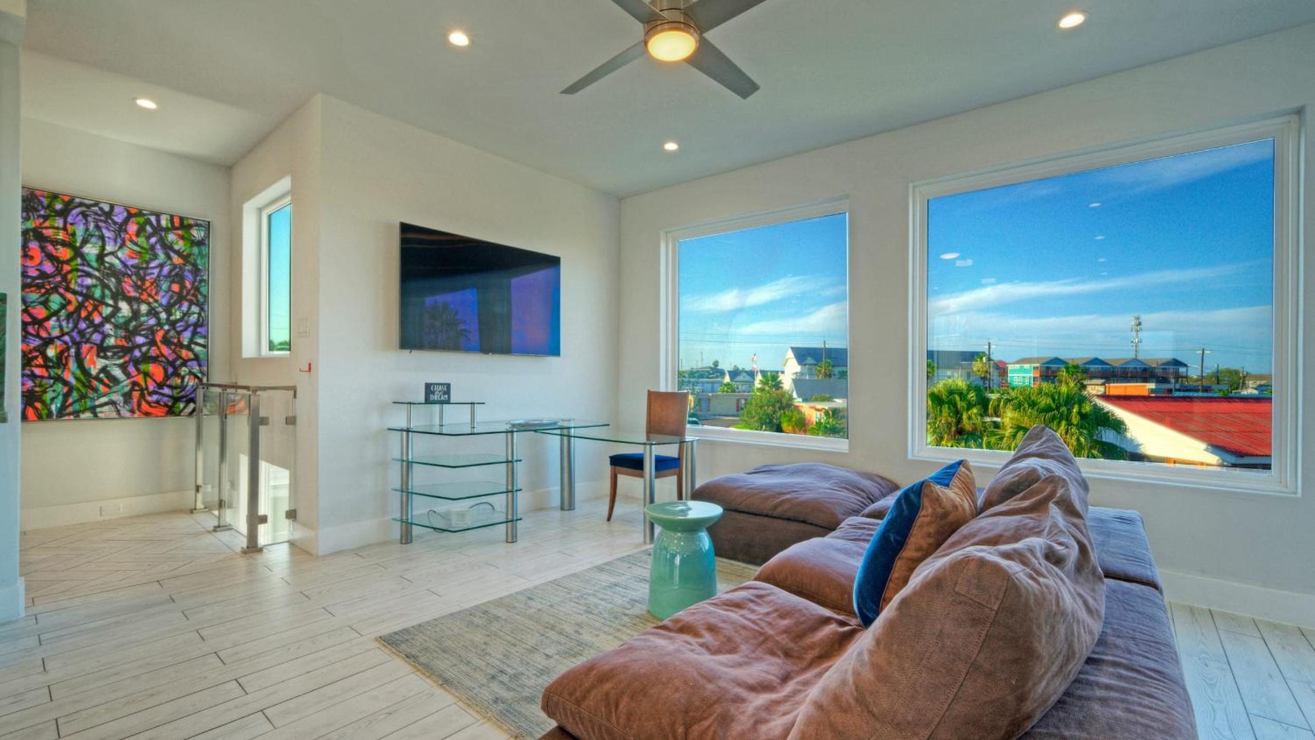 Modern Coastal Home w Balcony Views Firepit Prime Port A Location Casa Blanca by AvantStay