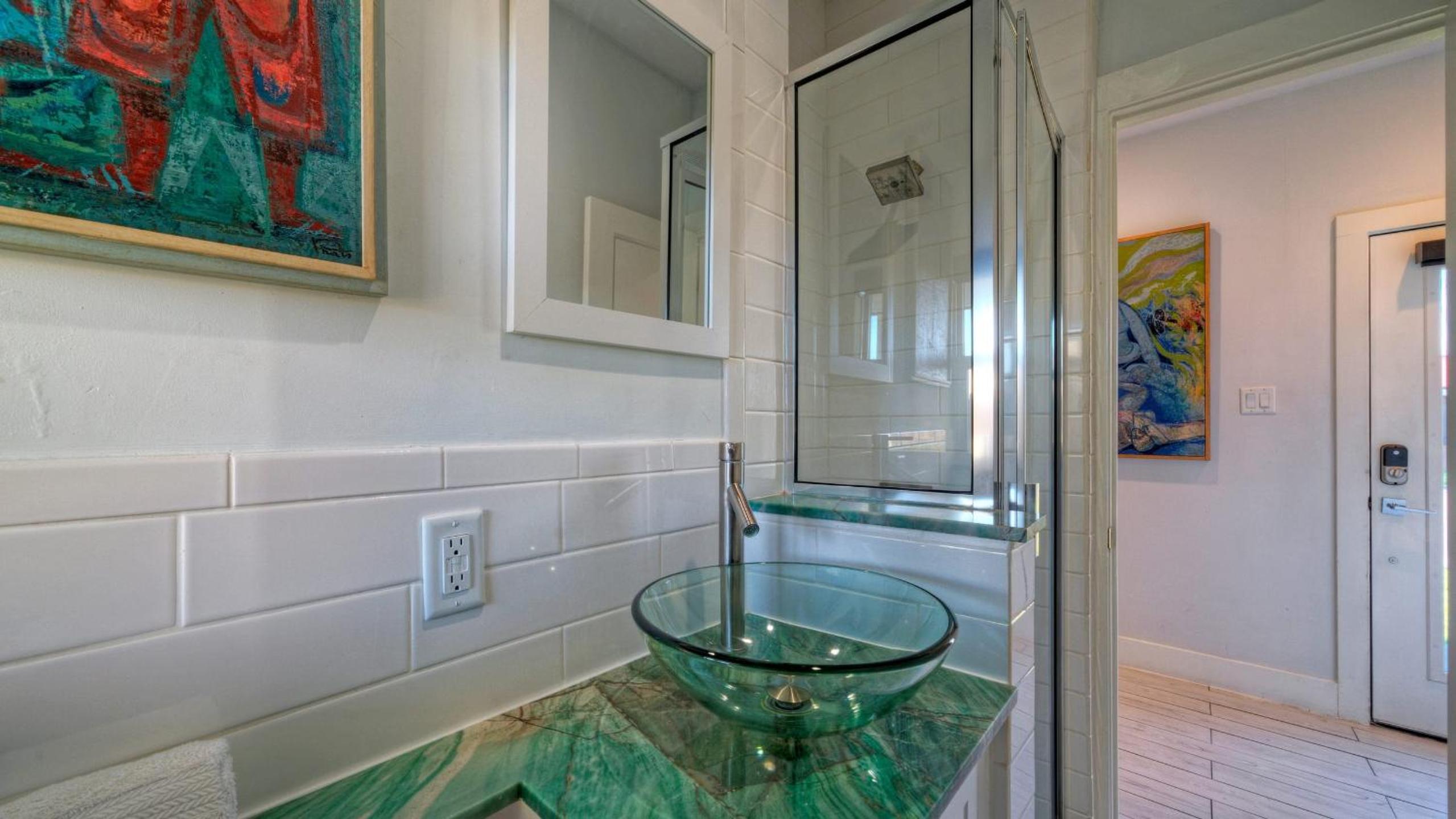 Modern Coastal Home w Balcony Views Firepit Prime Port A Location Casa Blanca by AvantStay