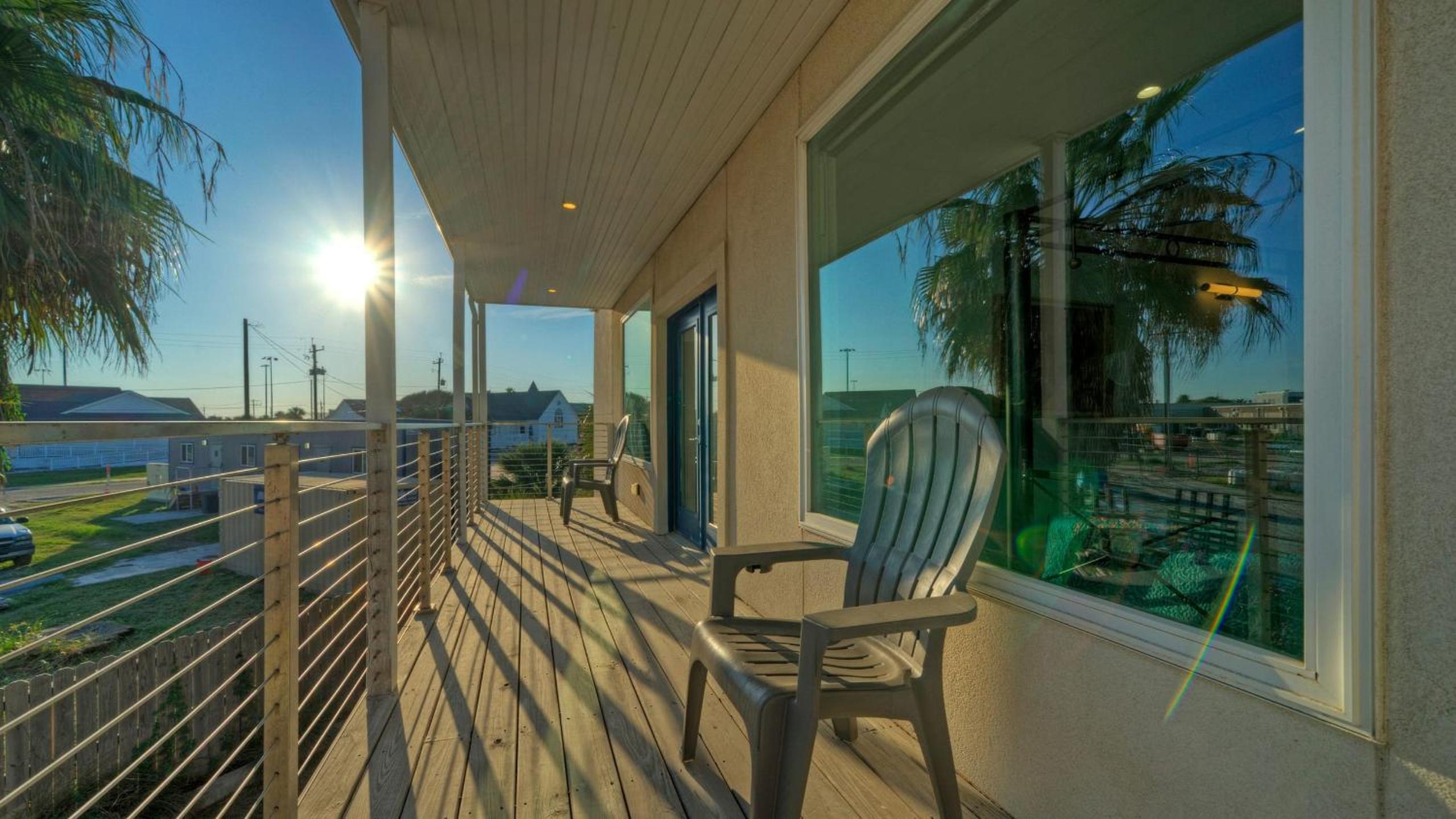 Modern Coastal Home w Balcony Views Firepit Prime Port A Location Casa Blanca by AvantStay