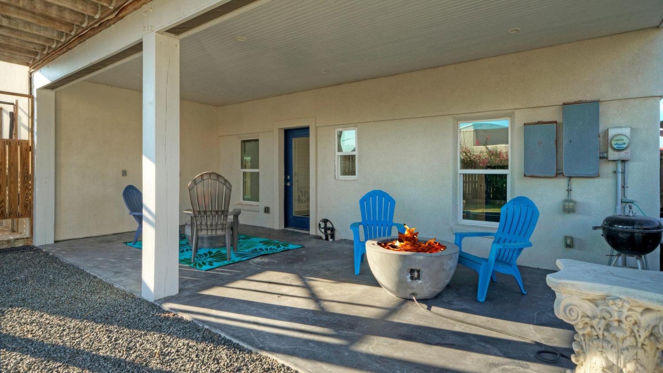 Modern Coastal Home w Balcony Views Firepit Prime Port A Location Casa Blanca by AvantStay