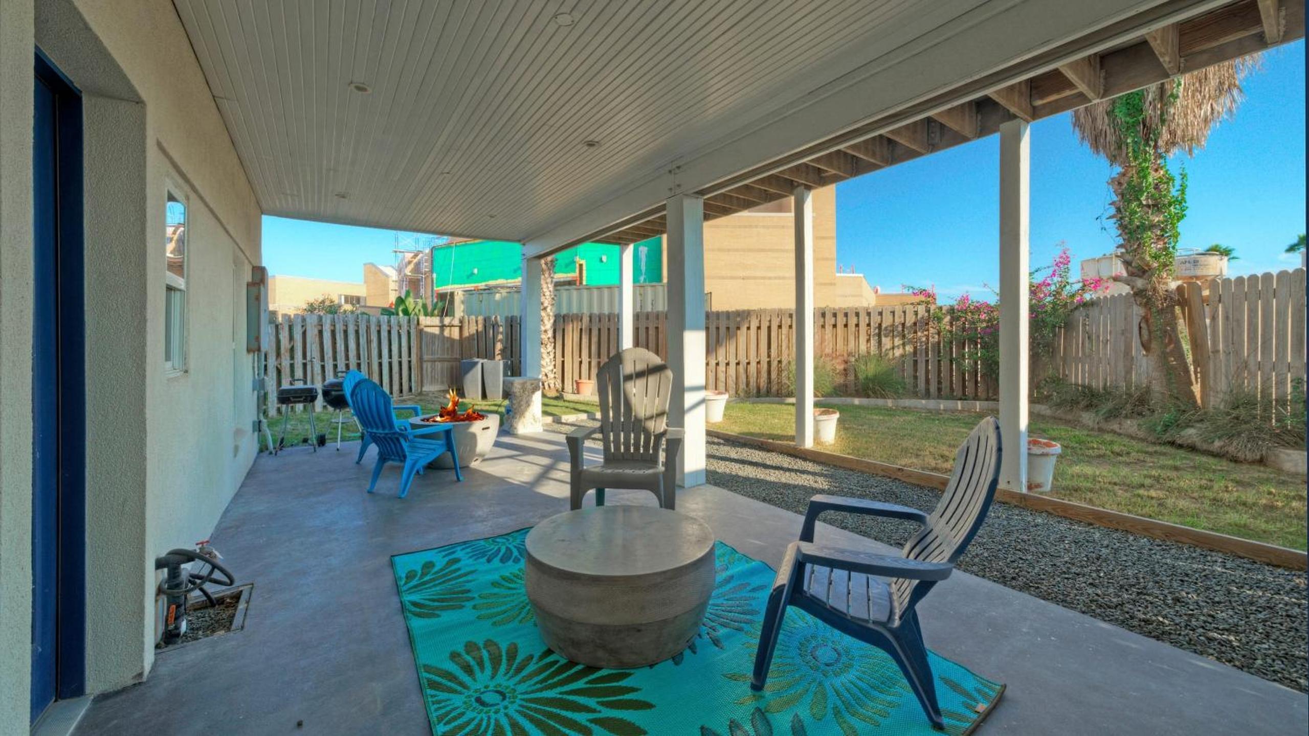 Modern Coastal Home w Balcony Views Firepit Prime Port A Location Casa Blanca by AvantStay