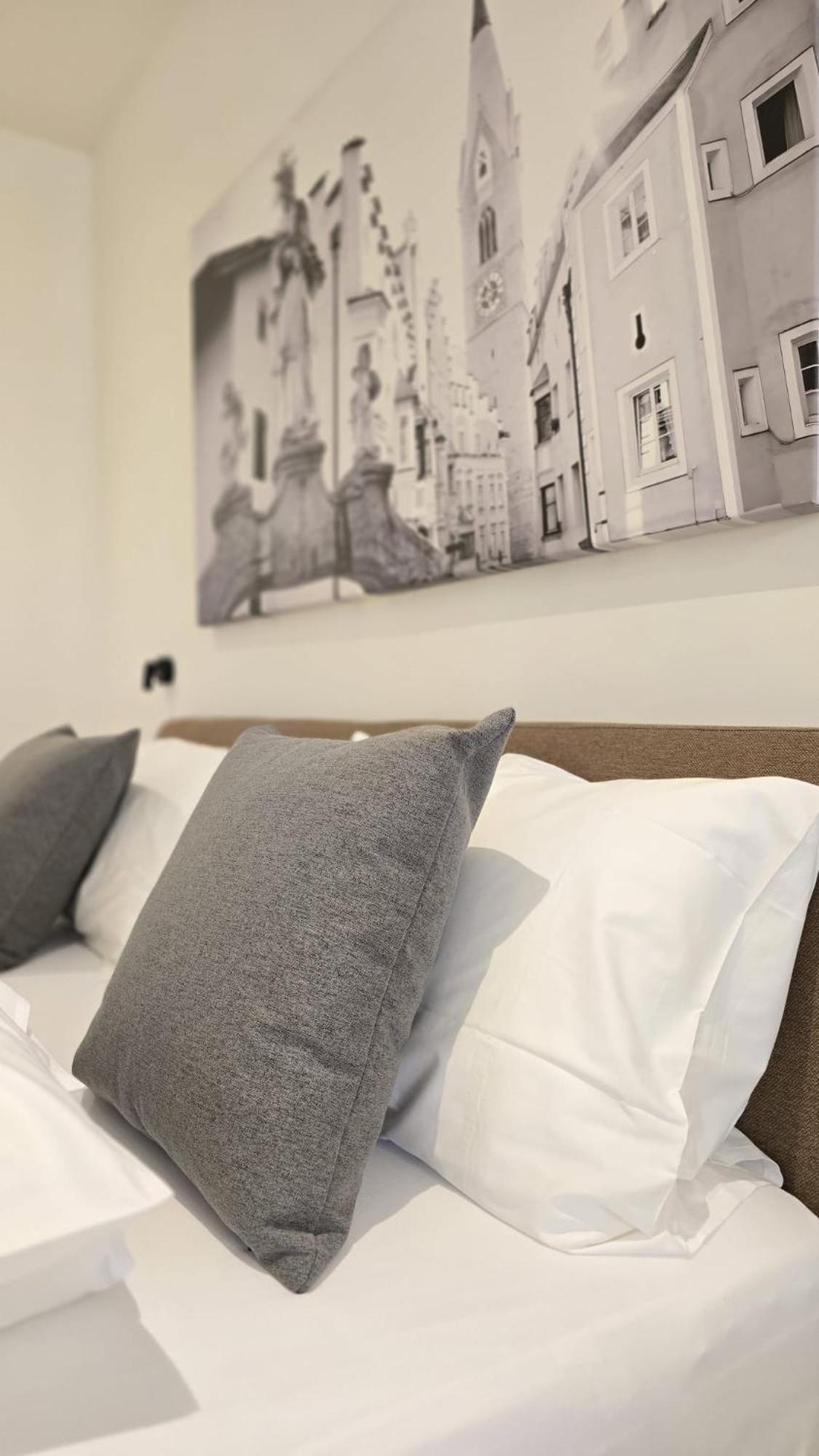ecHo Apartments & SPA