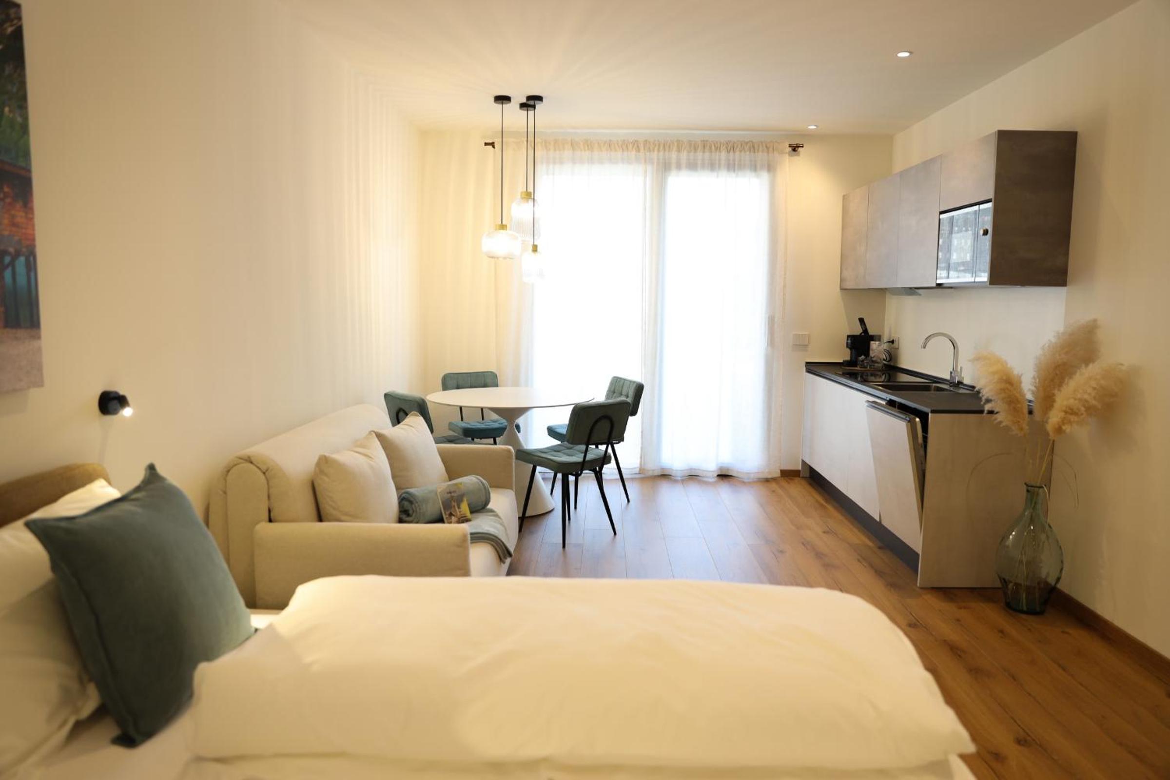 ecHo Apartments & SPA