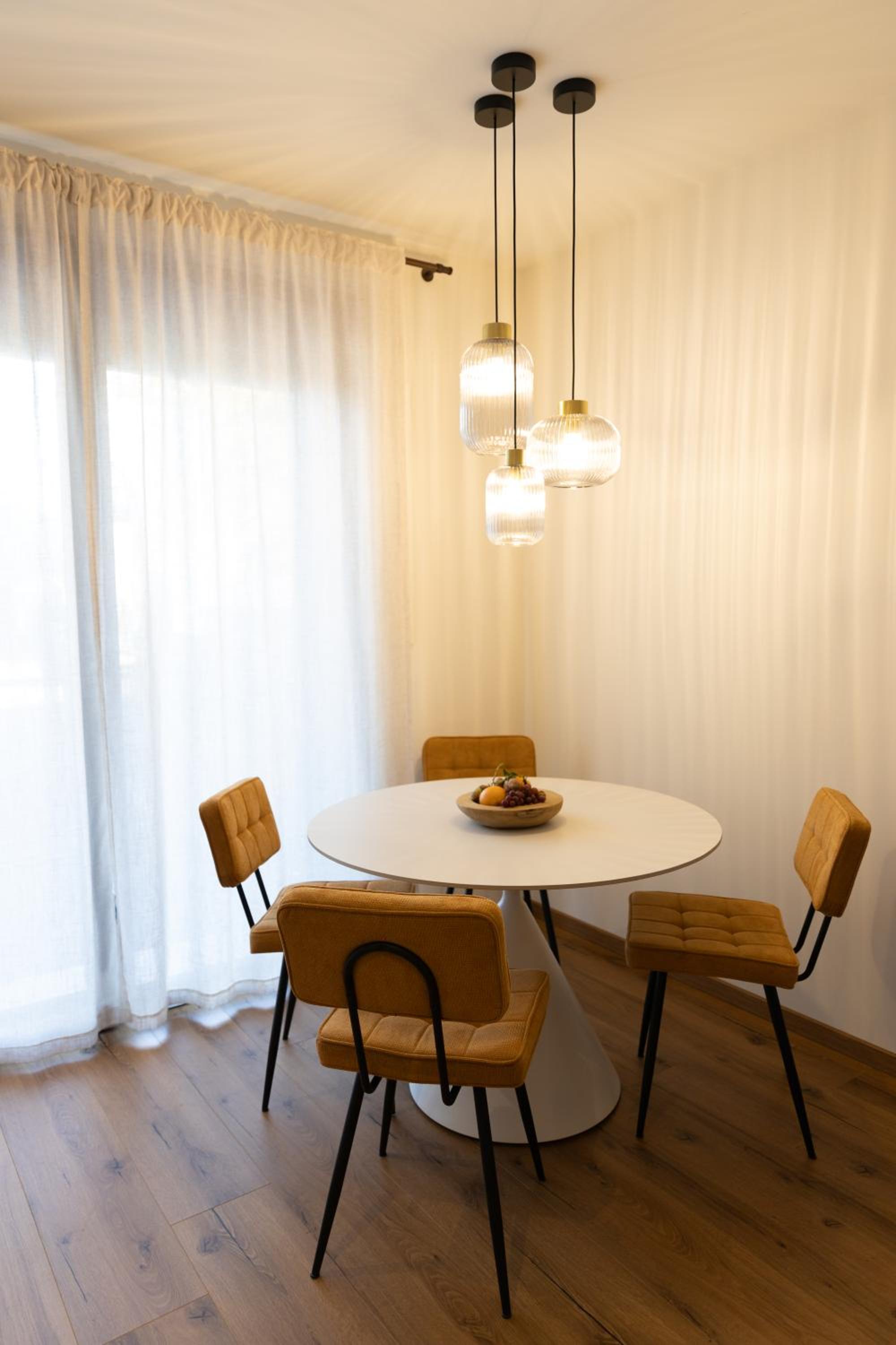 ecHo Apartments & SPA