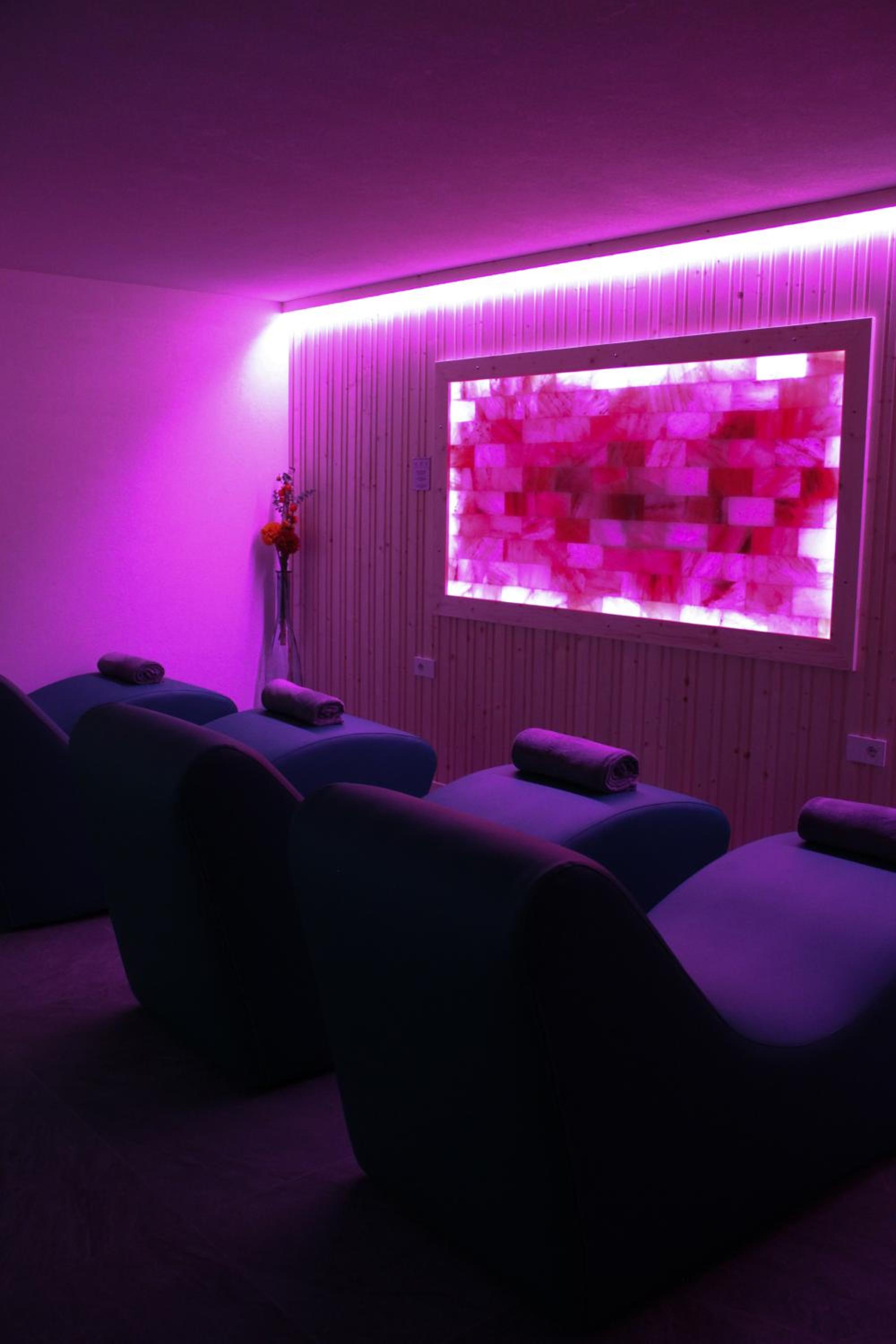 ecHo Apartments & SPA