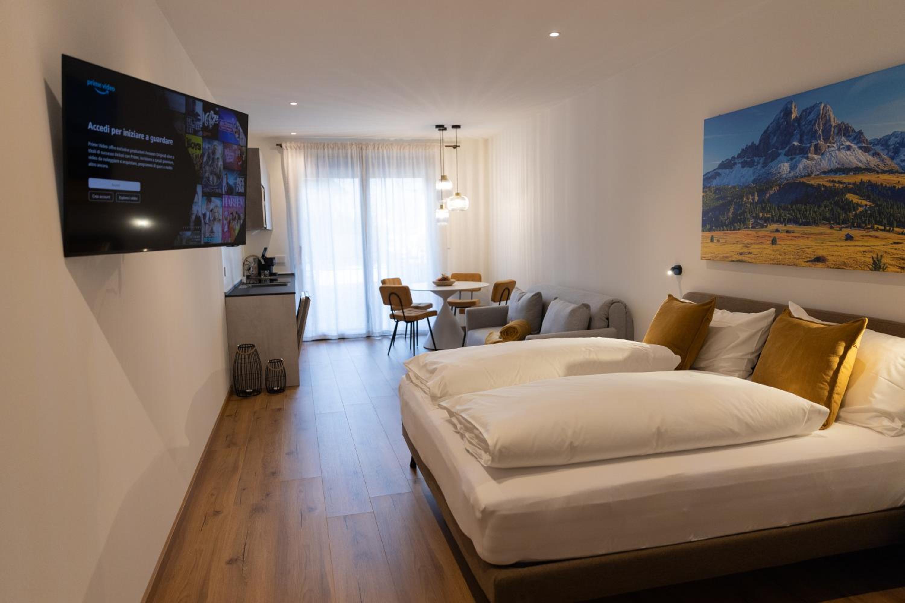 ecHo Apartments & SPA