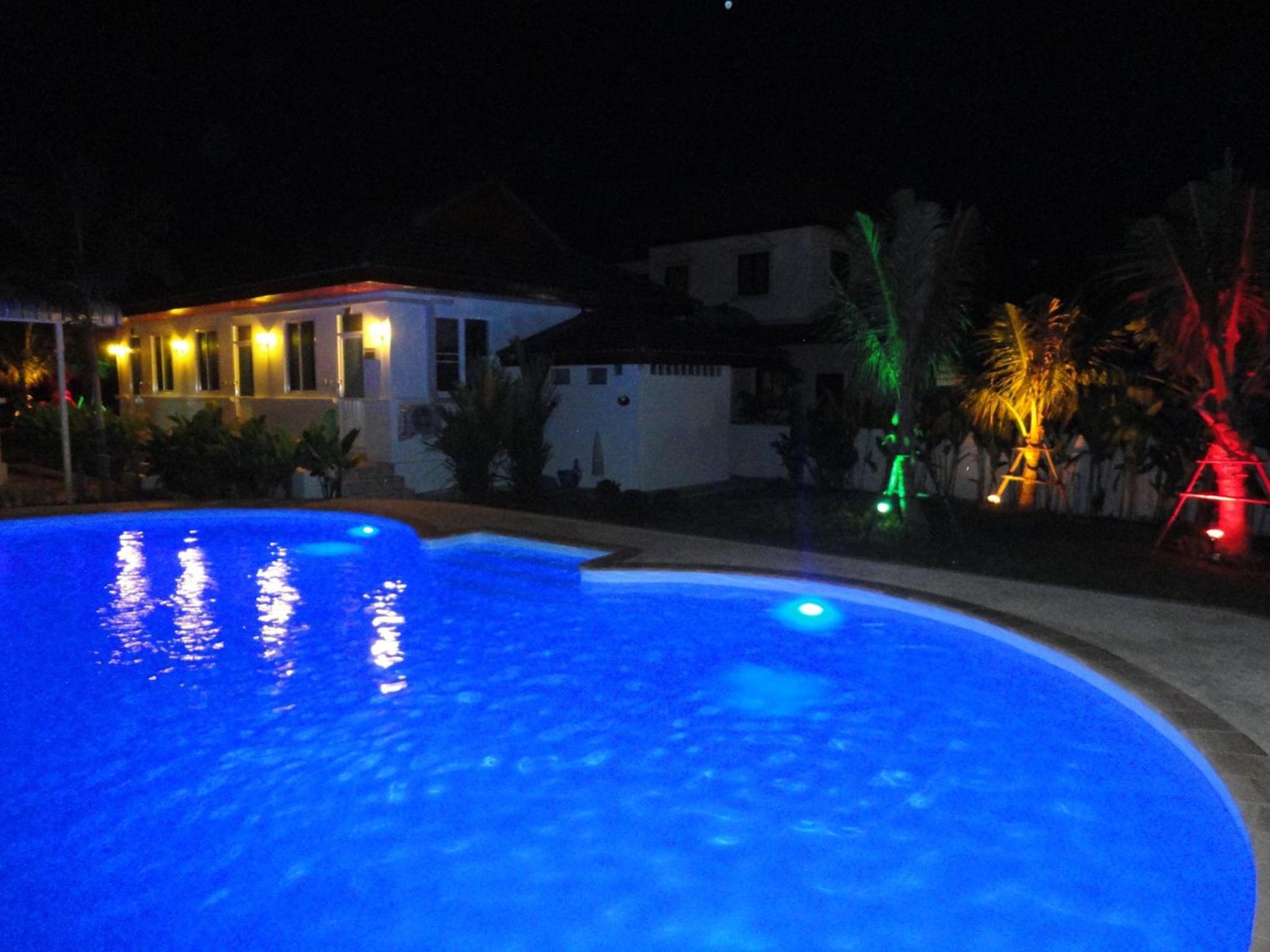 Nuch's Apple Guest House