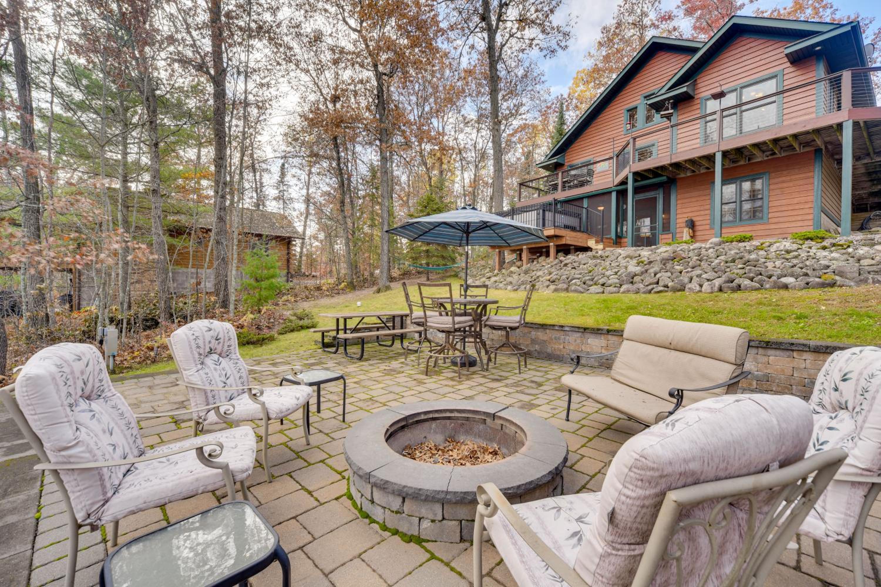 Benoit Lake Escape! Luxe Northwoods Cabin