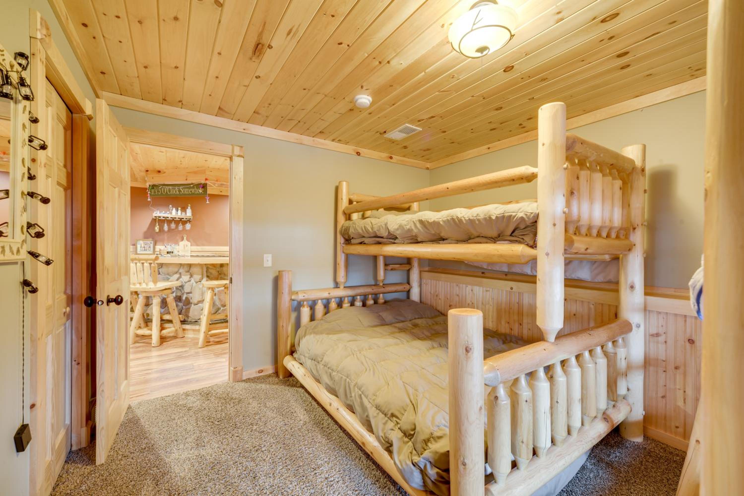 Benoit Lake Escape! Luxe Northwoods Cabin