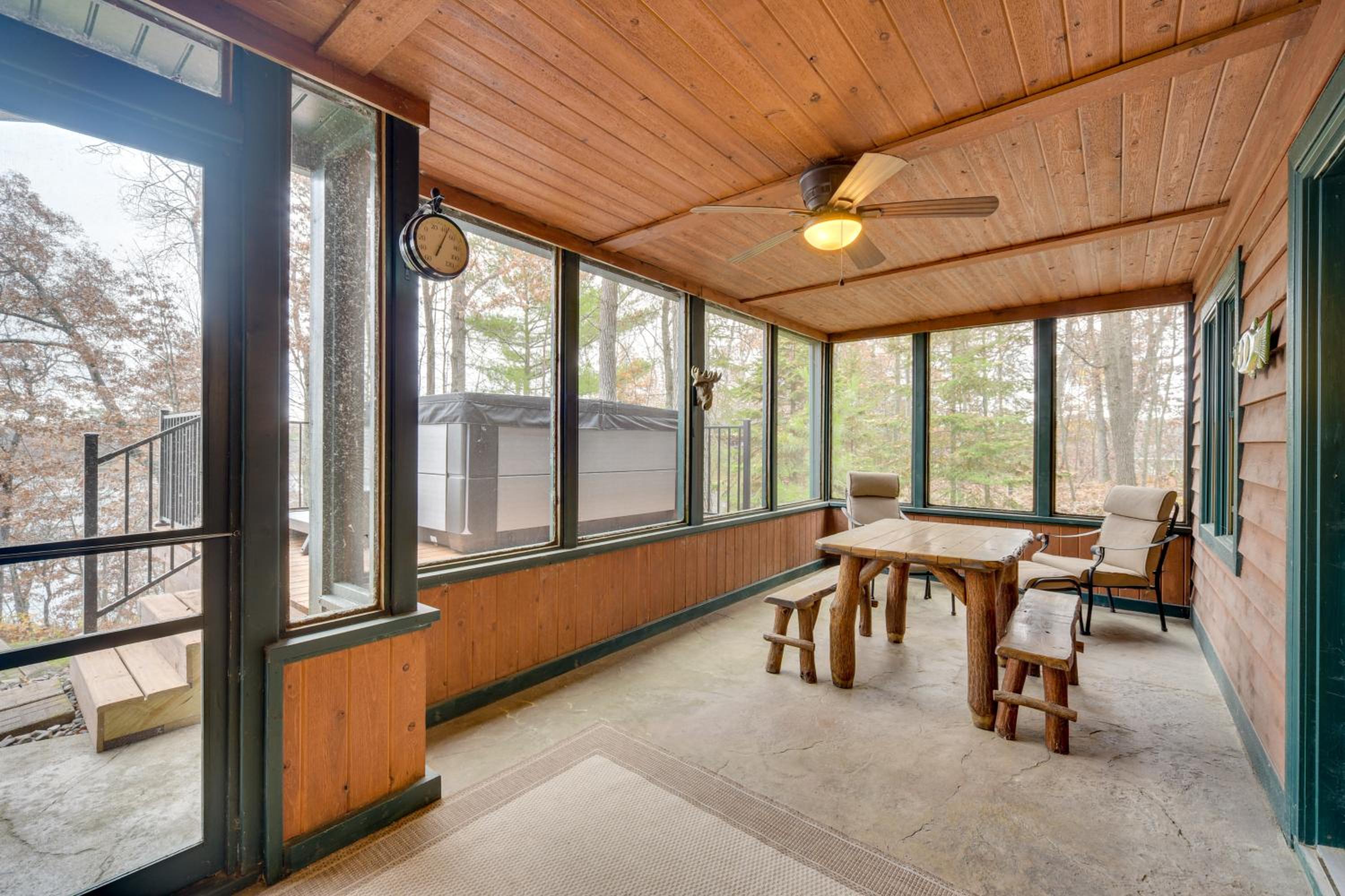 Benoit Lake Escape! Luxe Northwoods Cabin