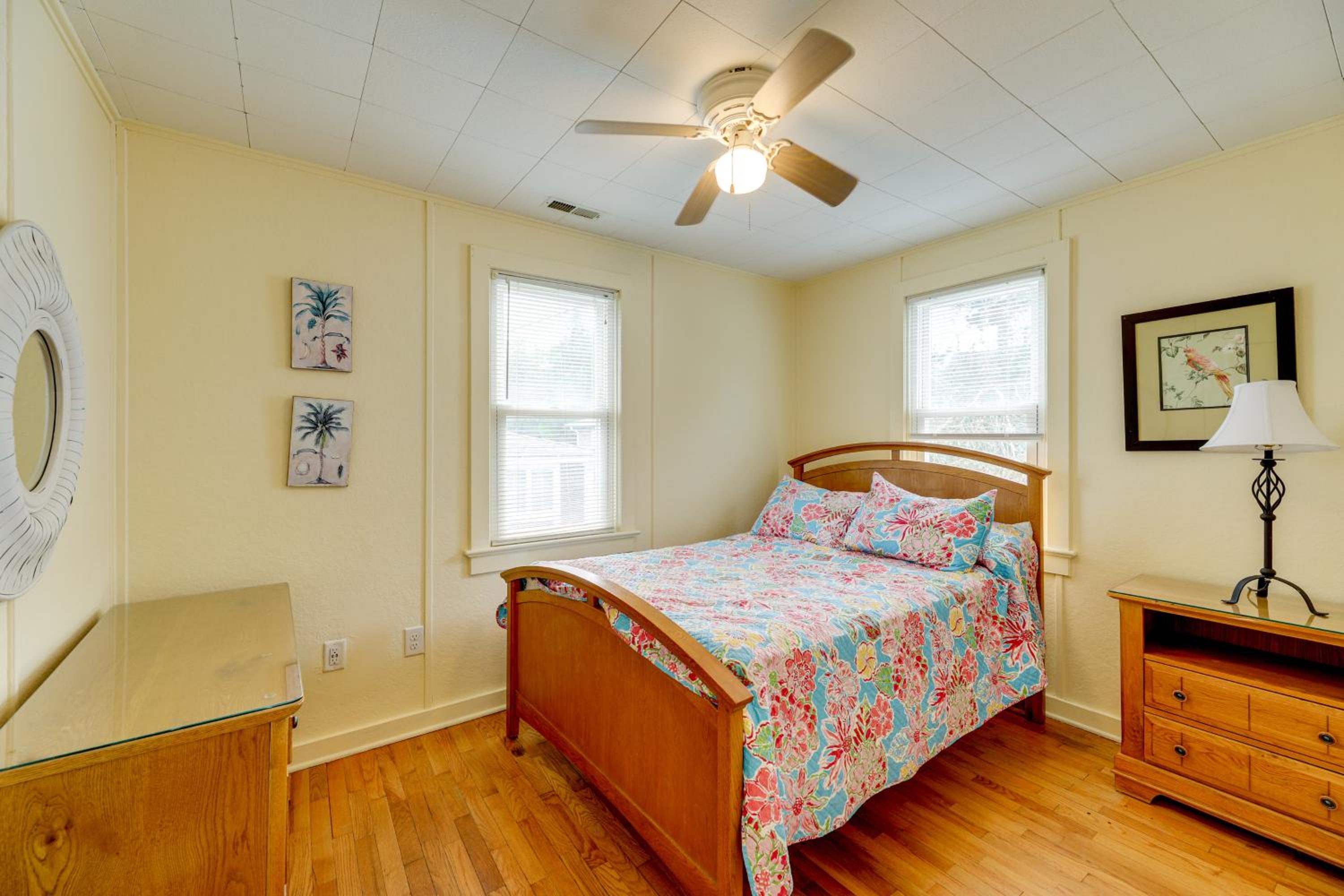 Steps to Rehoboth Beach Spacious Family Home!