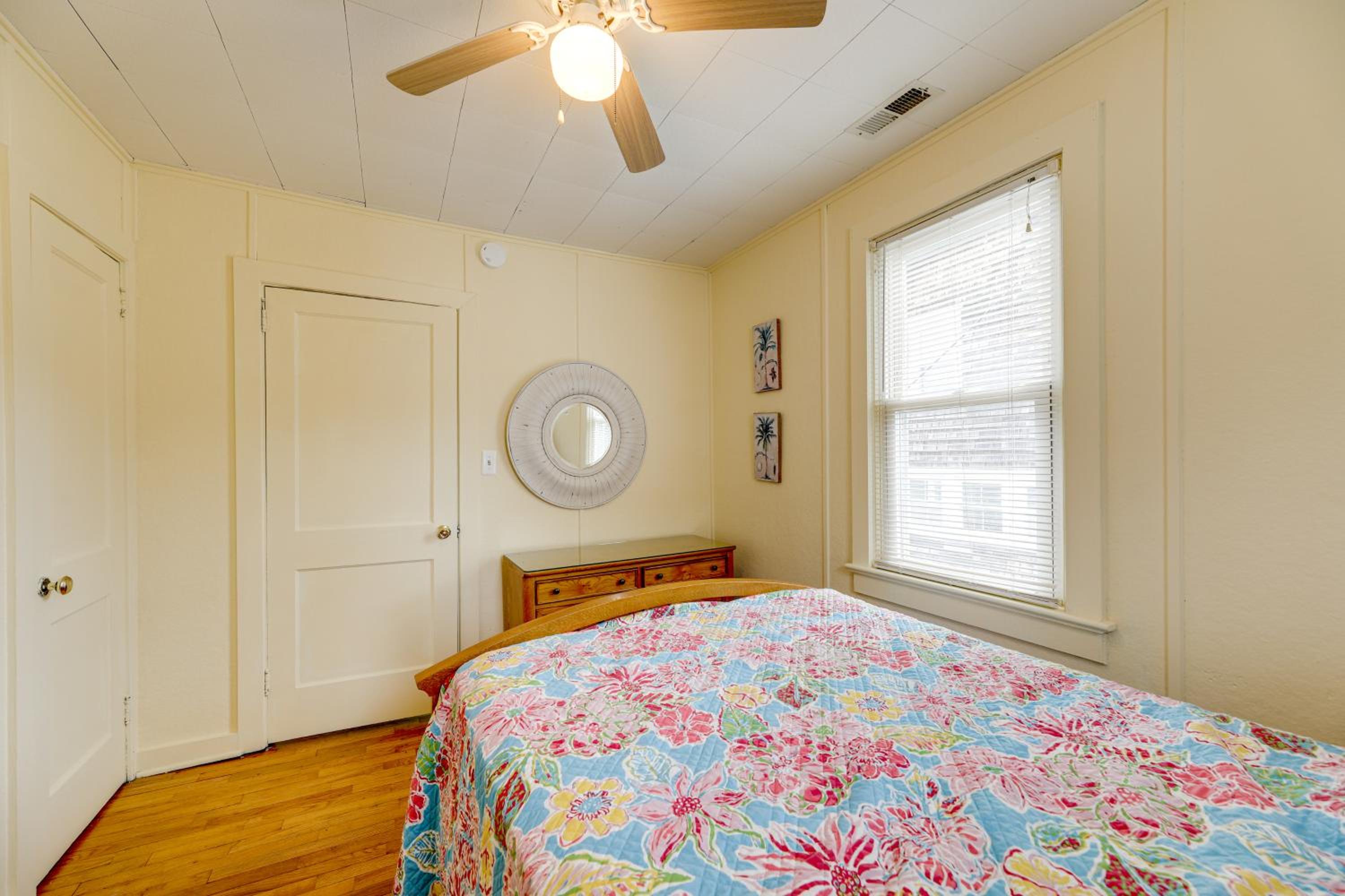 Steps to Rehoboth Beach Spacious Family Home!