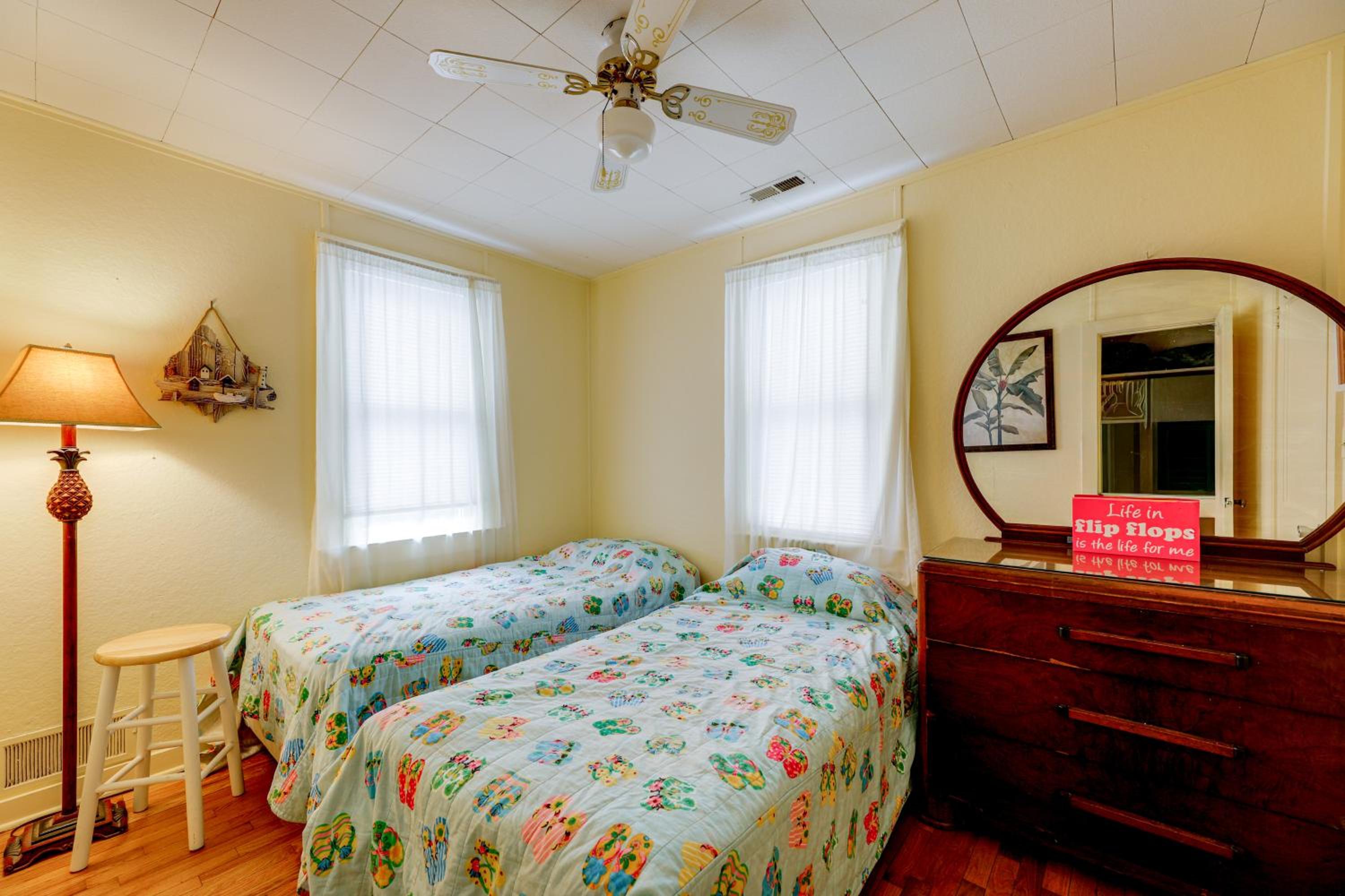 Steps to Rehoboth Beach Spacious Family Home!